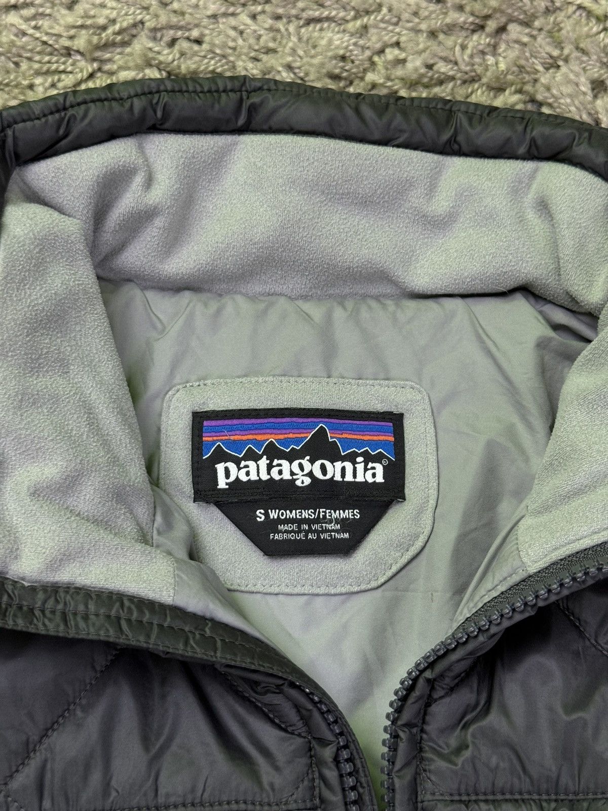 Patagonia Down puffer jacket Patagonia original casual outdoors item Size S / US 4 / IT 40 - 4 Thumbnail