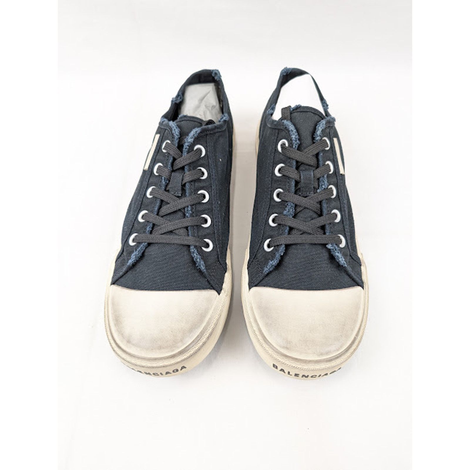 Balenciaga o1rshd1 Paris Low-Top Sneakers in Black/White Size US 10 / EU 43 - 15 Thumbnail