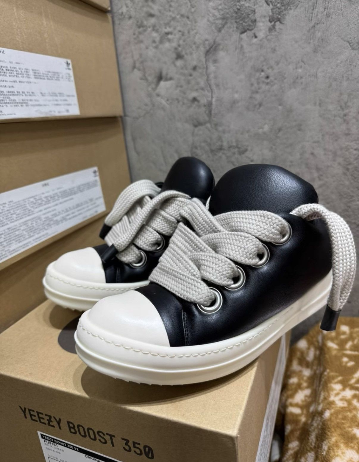 Rick Owens Rick Owens Main Line Jumbo Sneakers K37 Size US 5 / IT 35 - 1 Thumbnail