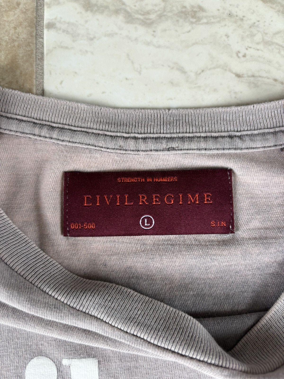 Civil Regime Civil Regime Tshirt Size US L / EU 52-54 / 3 - 3 Thumbnail