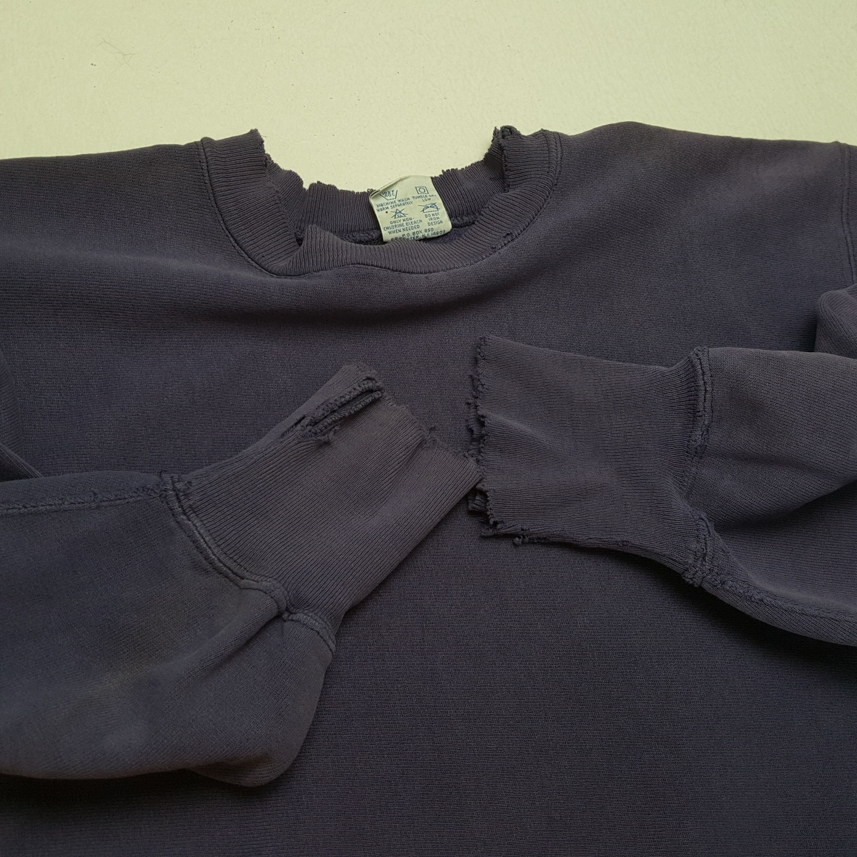 Champion × Vintage CHAMPION Streetwear Small Logo Design Sweatshirt Size US L / EU 52-54 / 3 - 8 Thumbnail