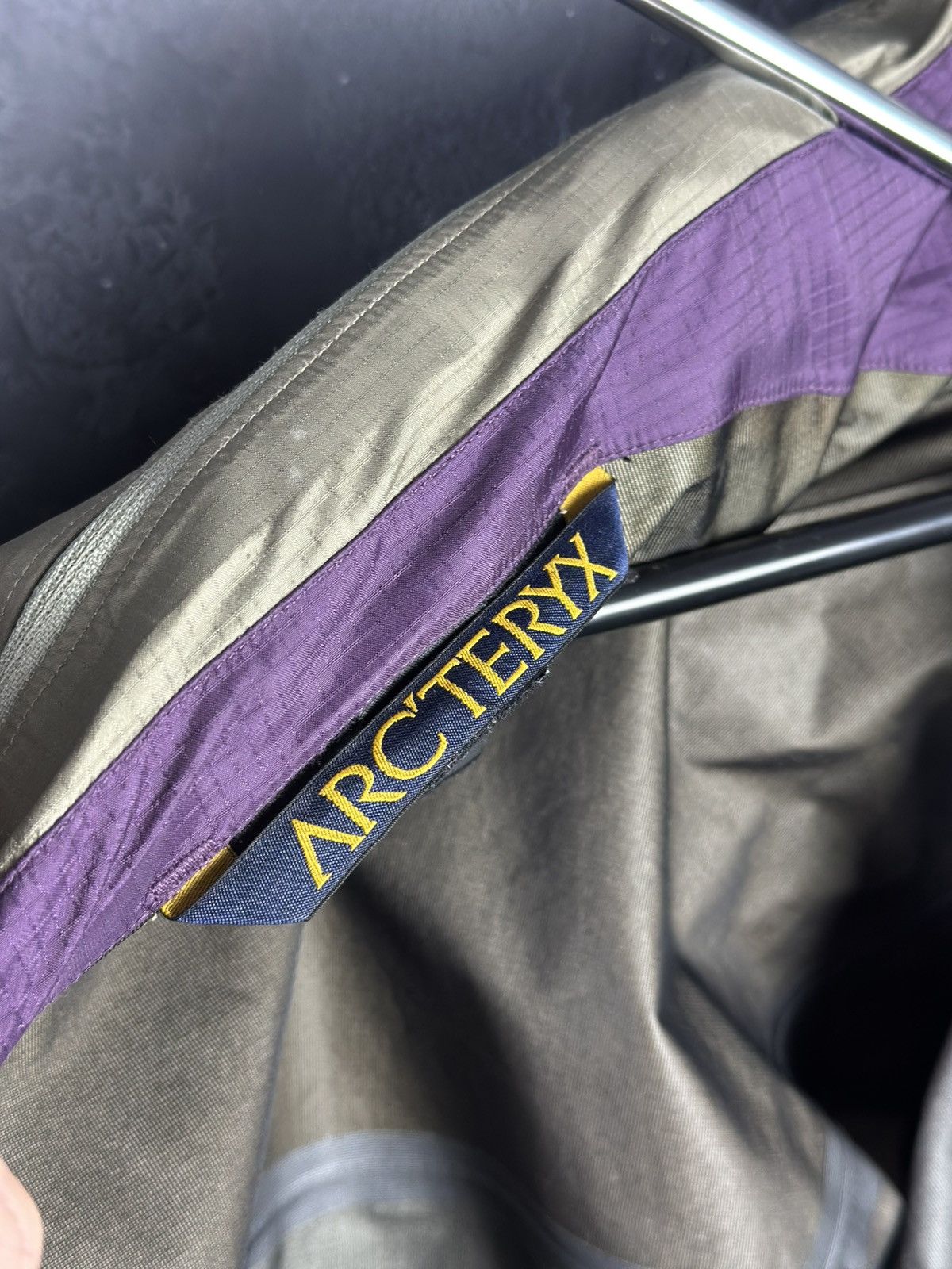 Arc'teryx × Vintage Arcteryx 1999 Kappa Golden Logo 'Stone' GoreTex Jacket Rare! Size US L / EU 52-54 / 3 - 17 Thumbnail