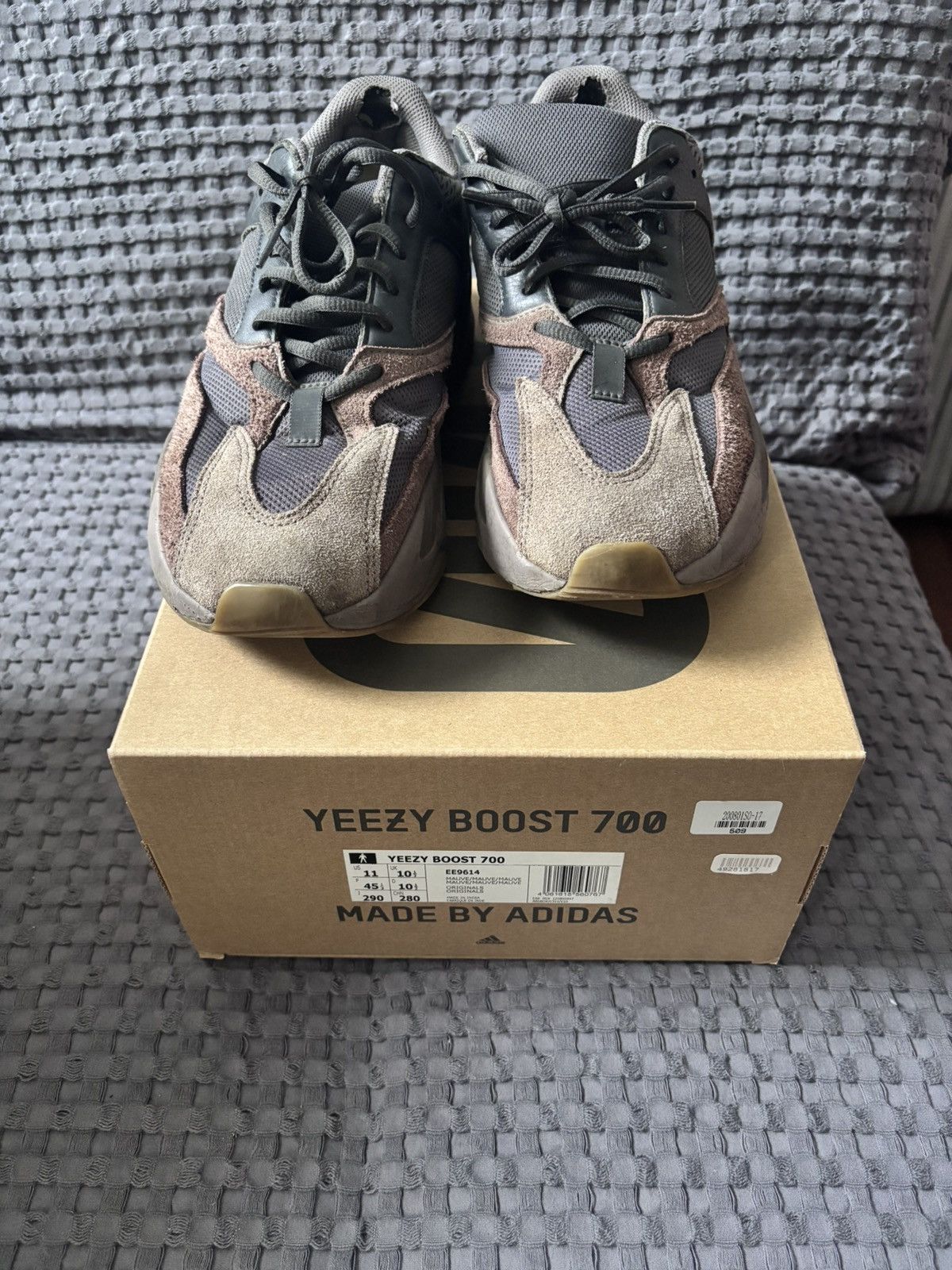 Yeezy adidas Yeezy Boost 700 V1 Mauve – Size US 11 Size US 11 / EU 44 - 1 Thumbnail