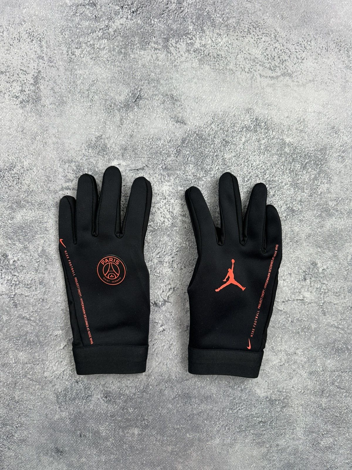 Nike Nike Jordan PSG Paris Saint-Germain HyperWarm Black Gloves Size ONE SIZE - 3 Thumbnail