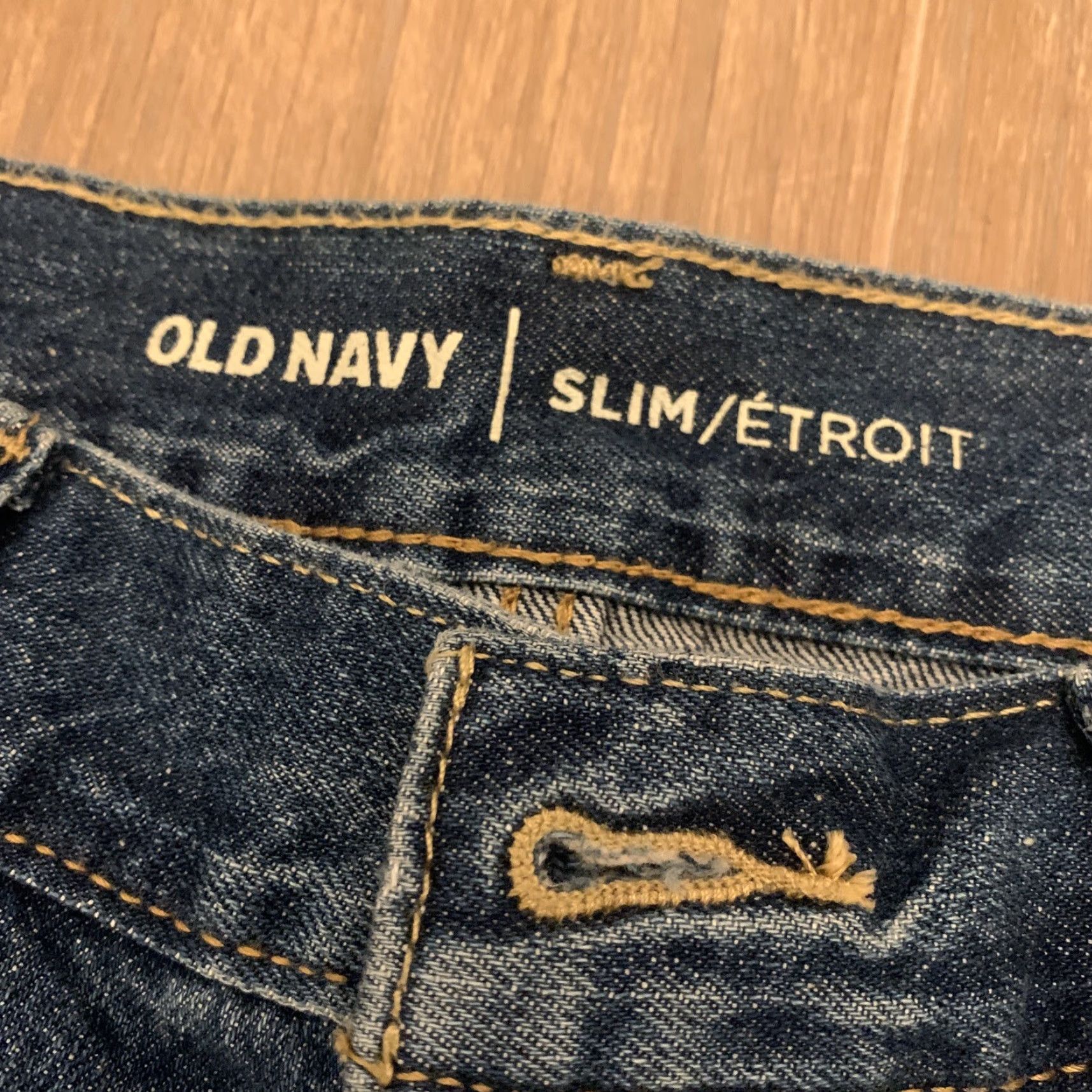 Old Navy Old Navy Jeans Mens 31X34 Slim Fit Light Wash Blue Denim 5-Pocket Size US 31 - 3 Thumbnail