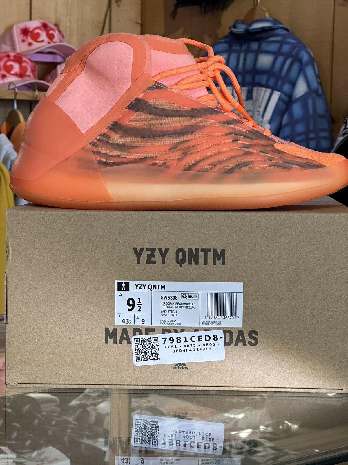 Adidas 2023 adidas yeezy qntm hi-res orange quantum basketball Size US 9.5 / EU 42-43 - 9 Thumbnail