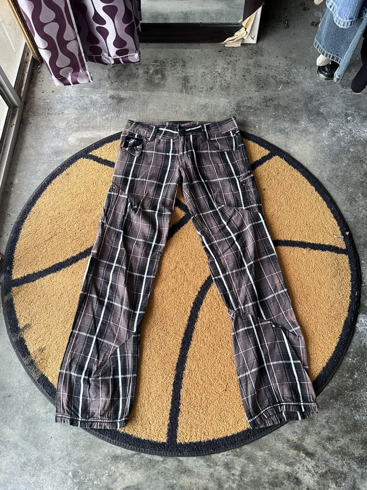 If Six Was Nine 🔥Redark Plaid Cargo Pant Size 29" - 1 Thumbnail