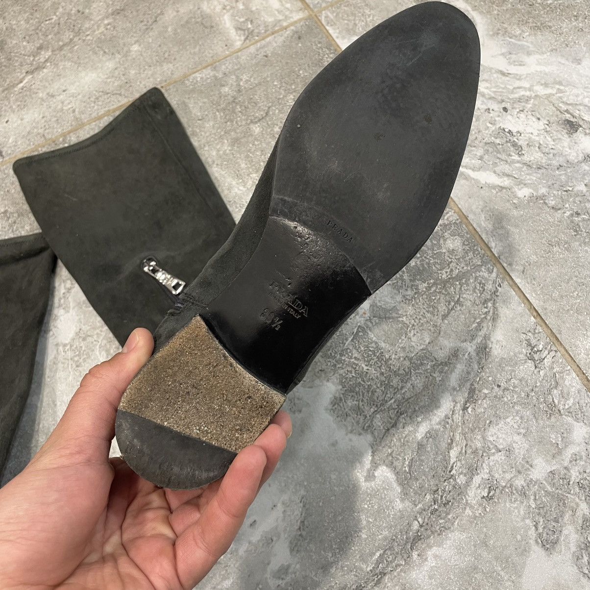 Prada VINTAGE PRADA 2000s SUEDE BOOTS SHOES HEELS HIGH OLD MONEY Size US 8.5 / IT 38.5 - 3 Thumbnail