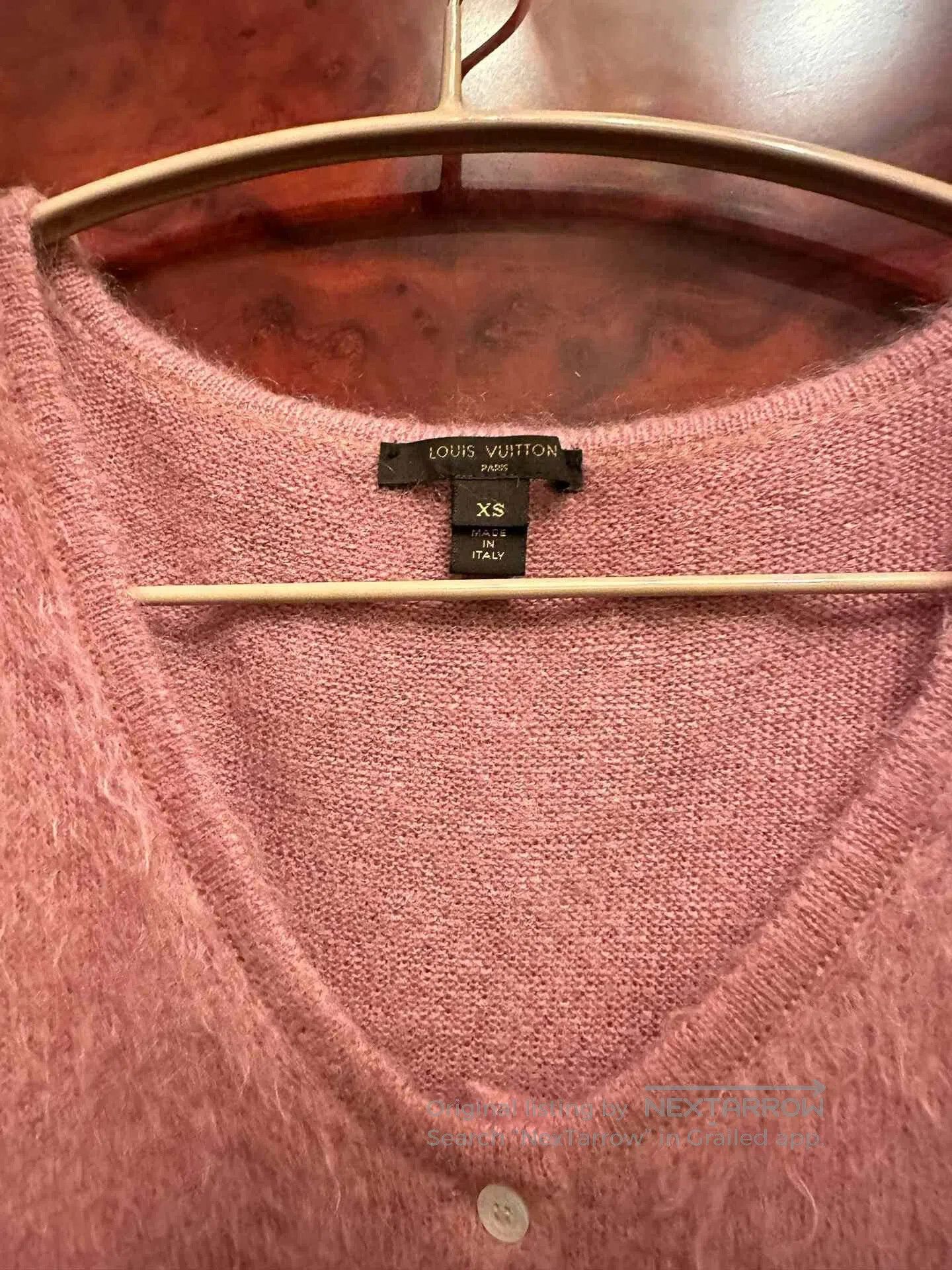 Louis Vuitton Louis Vuitton Runway Top XS. Size XS / US 0-2 / IT 36-38 - 3 Thumbnail