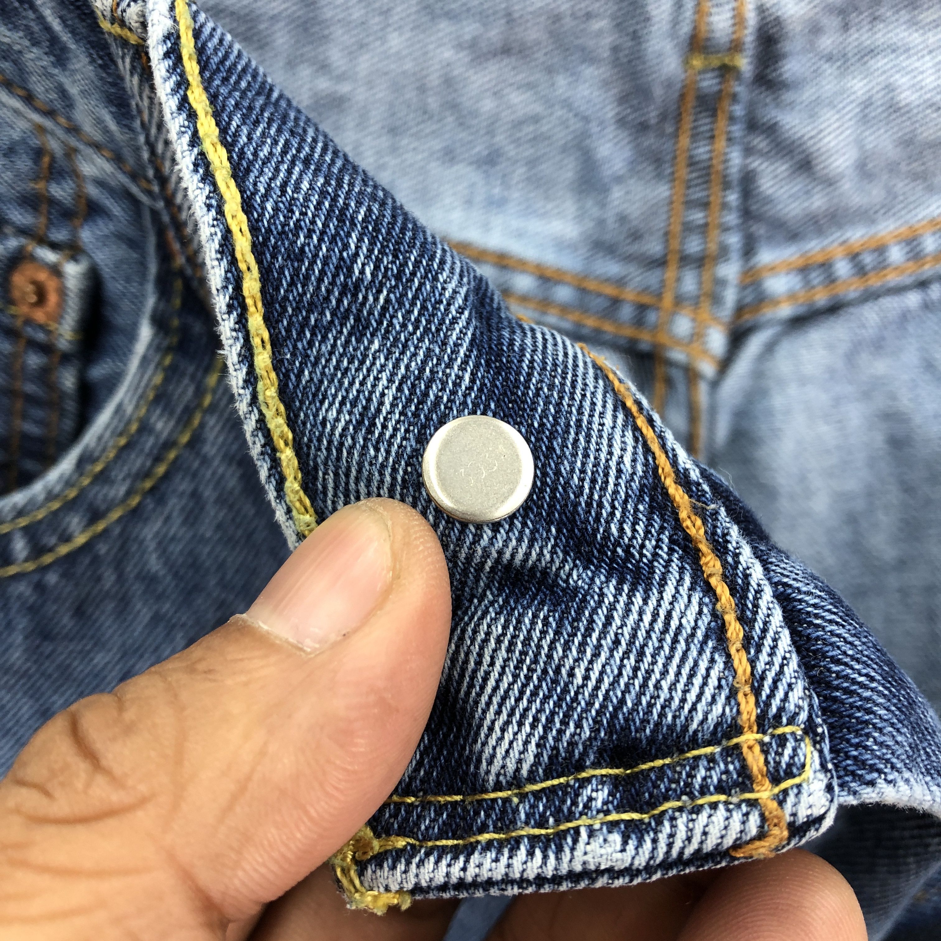 Levi's Vintage Y2K Levis 550 Faded Jeans Distressed Levi's Denim Size US 30 / EU 46 - 7 Thumbnail