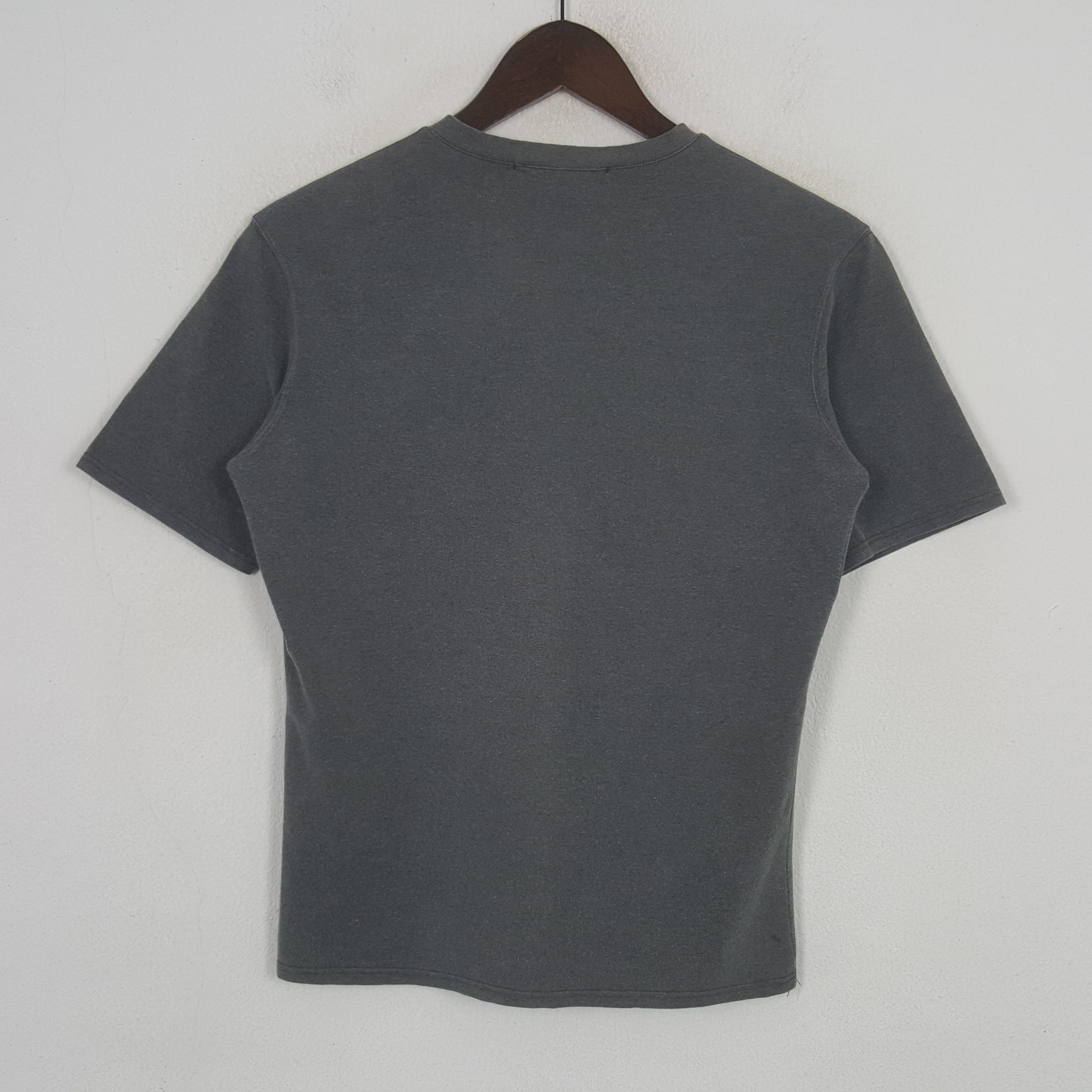 Prada Vintage Prada Milano Plain Luxury Brand Tshirt Size M / US 6-8 / IT 42-44 - 2 Thumbnail