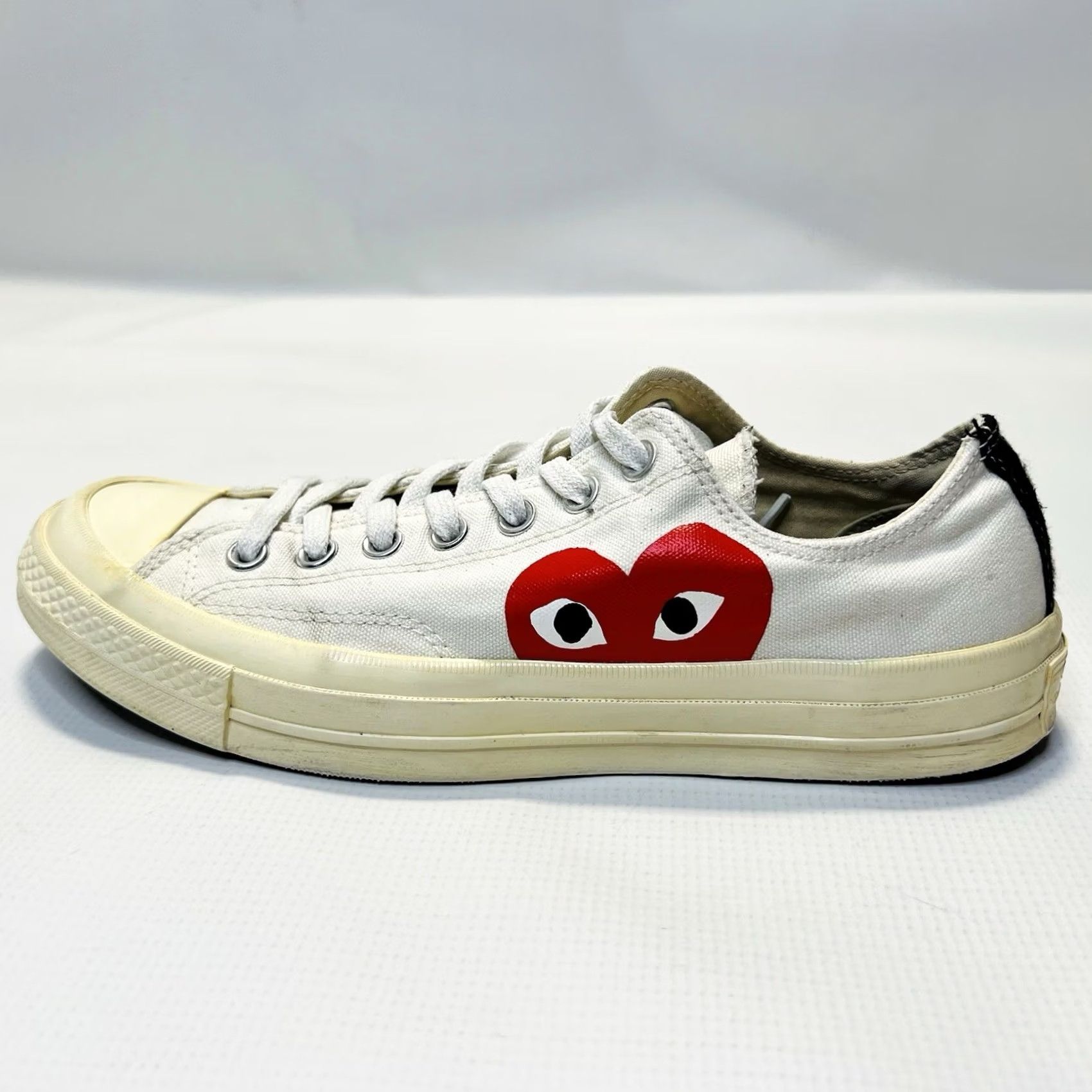 Converse Converse Comme des Garçons Play x Chuck 70 Low Milk Sneakers Mens Size 9 Womens Size 11 White Colorblock Canvas Rubber Shoes Retro Casual Workwear Size US 9 / IT 39 - 2 Thumbnail