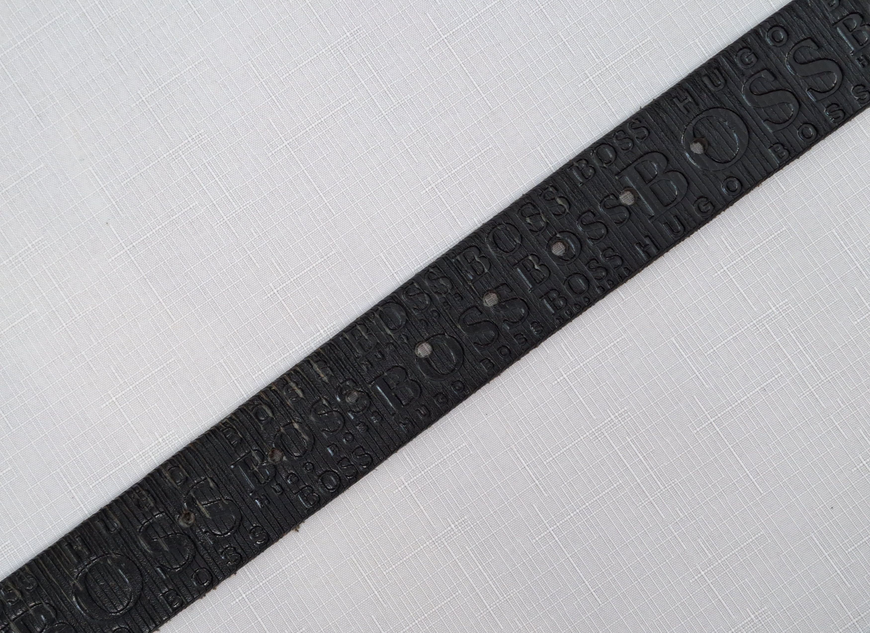 Hugo Boss HUGO BOSS calf leather belt. Handmade in Italy Size ONE SIZE - 8 Thumbnail