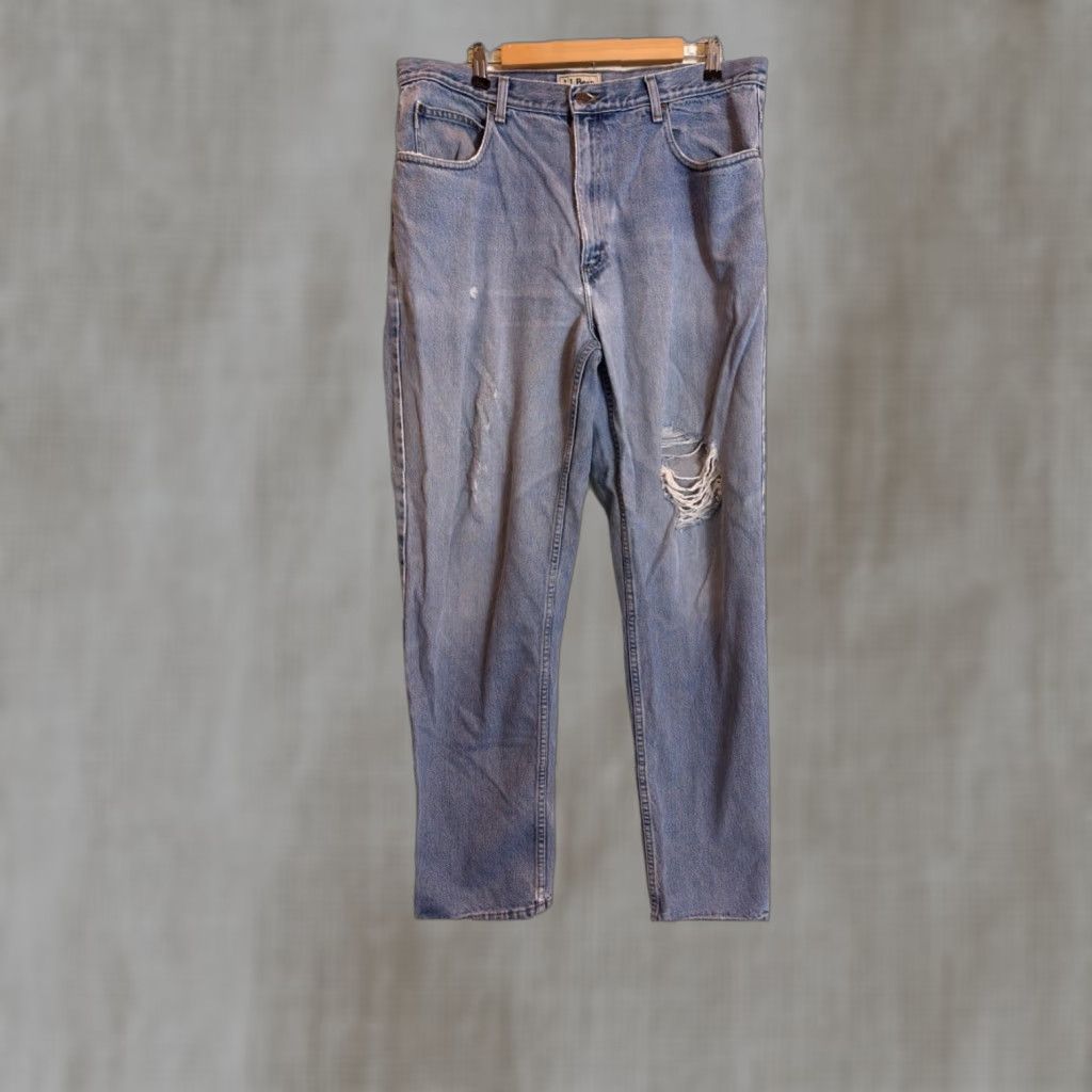 Vintage Y2K LL Bean Mens Jeans Relaxed Fit 38x34 Light Wash Distressed Blue Straight Jeans Mens Size US 38 / EU 54 - 1 Thumbnail