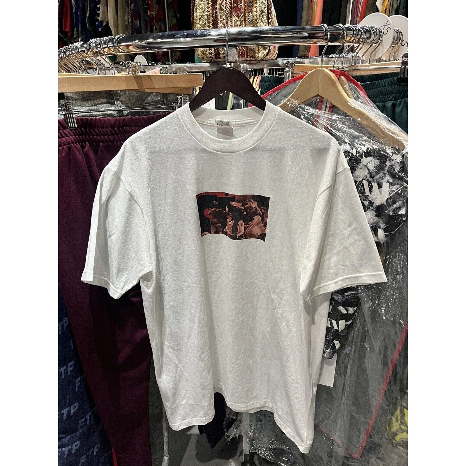 Supreme Supreme Mickey Rosary Mickey Mouse Hands T-shirt 2006 