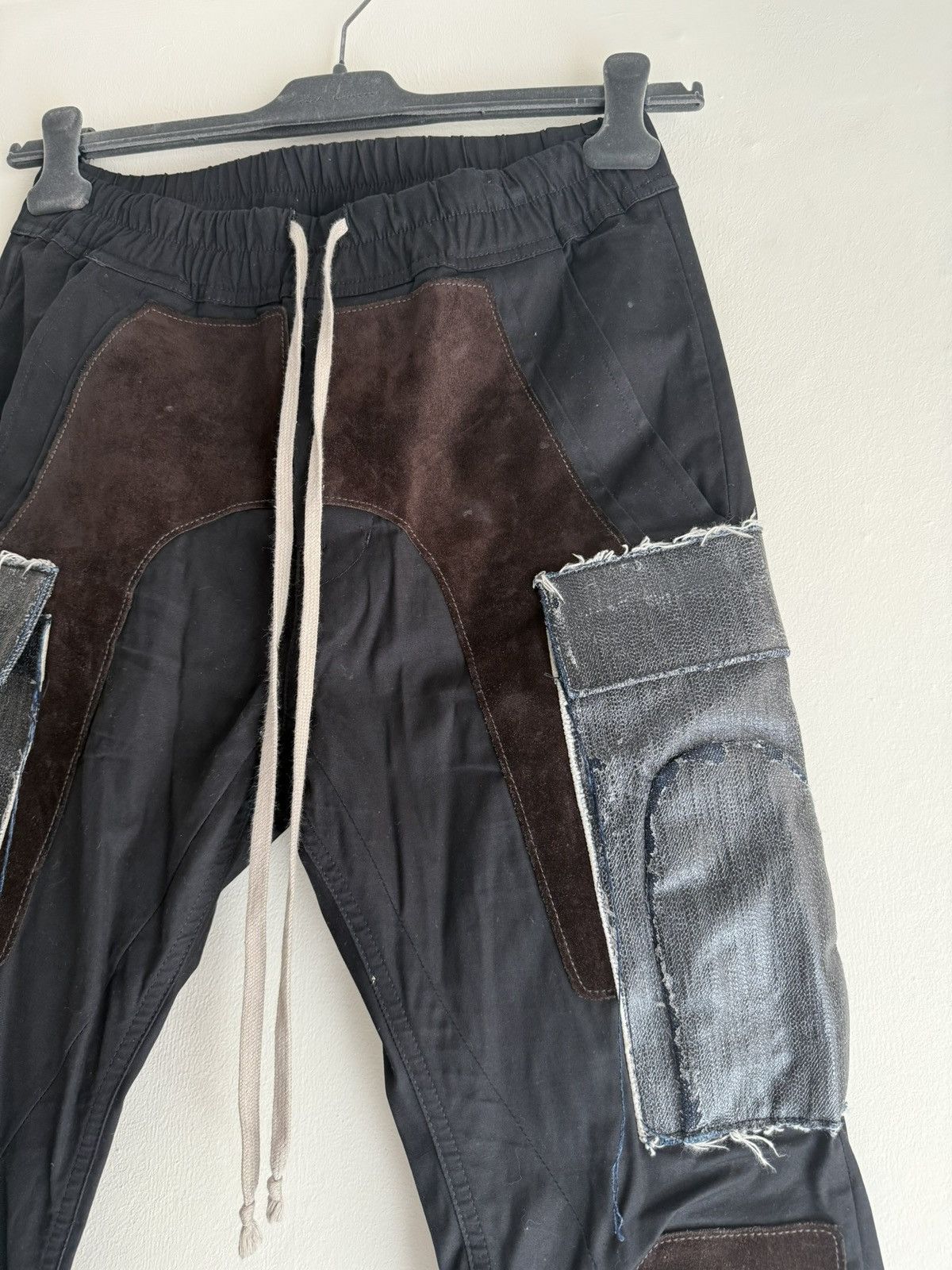 Rick Owens Rick Owens FW19 Larry Runway Cargo Joggers 46 Size US 29 - 2 Thumbnail