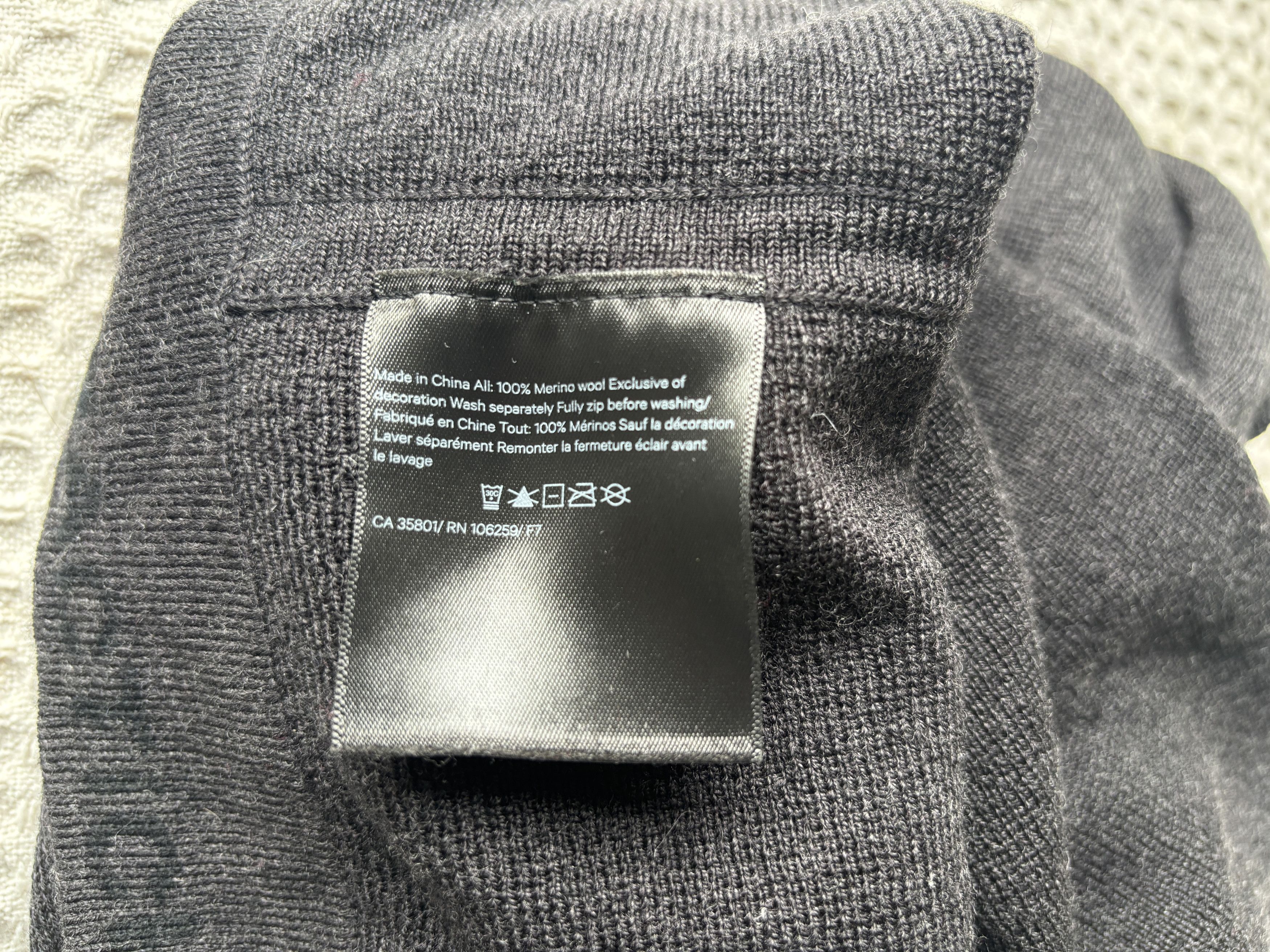 Lululemon Alpine Air Pullover Black Merino Wool Hoodie/ Sweater Size US S / EU 44-46 / 1 - 12 Thumbnail
