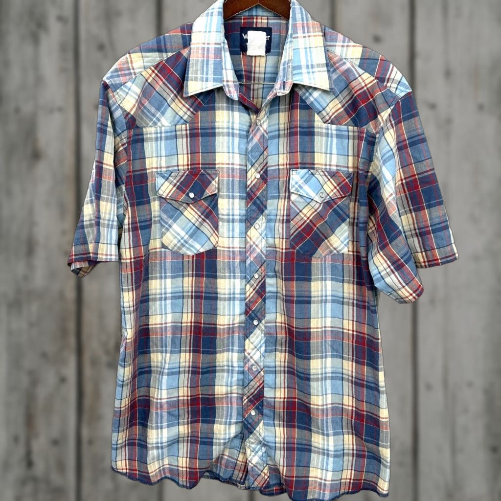 Wrangler VINTAGE Wrangler Shirt Mens XL Pearl Snap Western Short Sleeve Long Tails READ Size US XL / EU 56 / 4 - 1 Thumbnail
