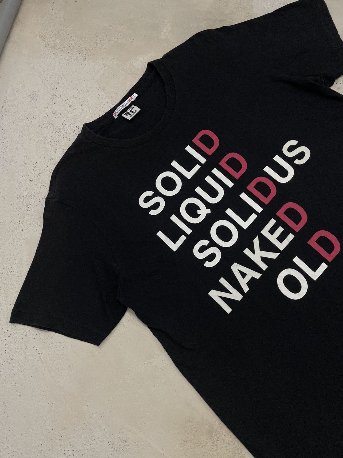 Anime Uniqlo Metal Gear Anniversary Wording Naked Solid Size US XL / EU 56 / 4 - 4 Thumbnail