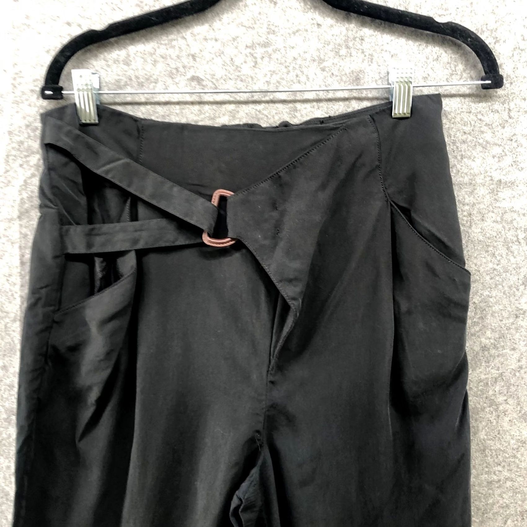 Anthropologie Anthropologie High Rise Crop Pants Womens S Black Buckle Front Relaxed Modal Size 28" / US 6 / IT 42 - 3 Thumbnail