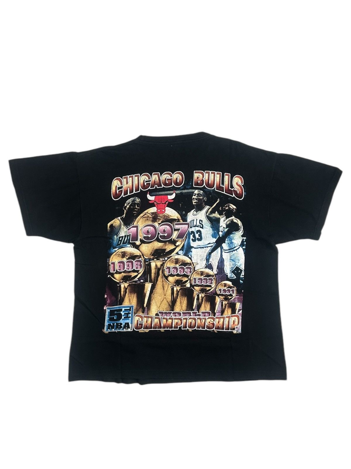 NBA × Vintage Vintage 1997 NBA Chicago Bulls Champions T-Shirt Size US M / EU 48-50 / 2 - 2 Thumbnail