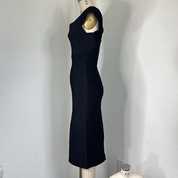 Roland Mouret Roland Mouret Myrtha Folded Sheath Dress V Neck Bandage Cap Size S / US 4 / IT 40 - 4 Thumbnail