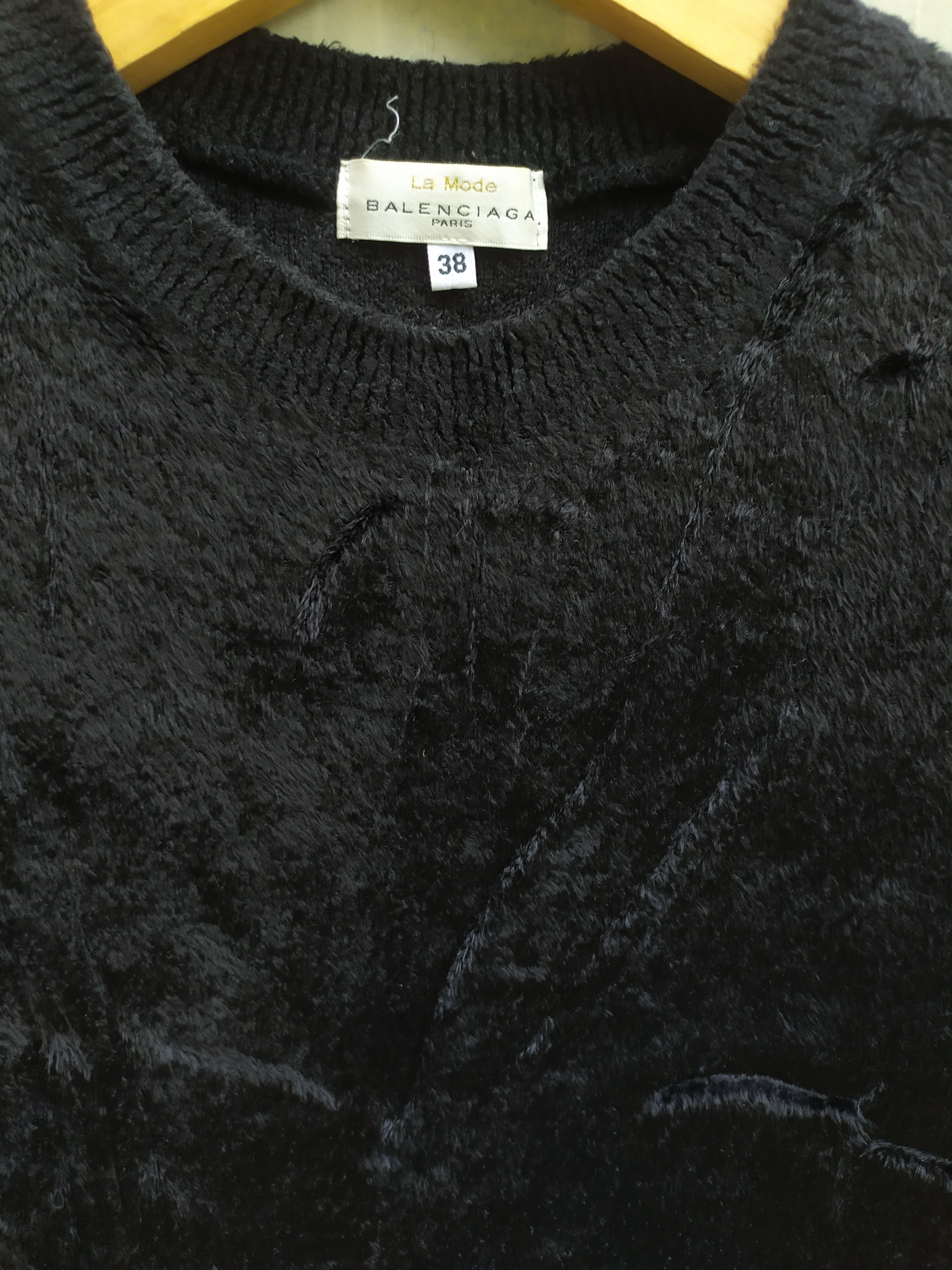 Balenciaga Vintage Balenciaga La Made Fuzzy Size S / US 4 / IT 40 - 6 Thumbnail