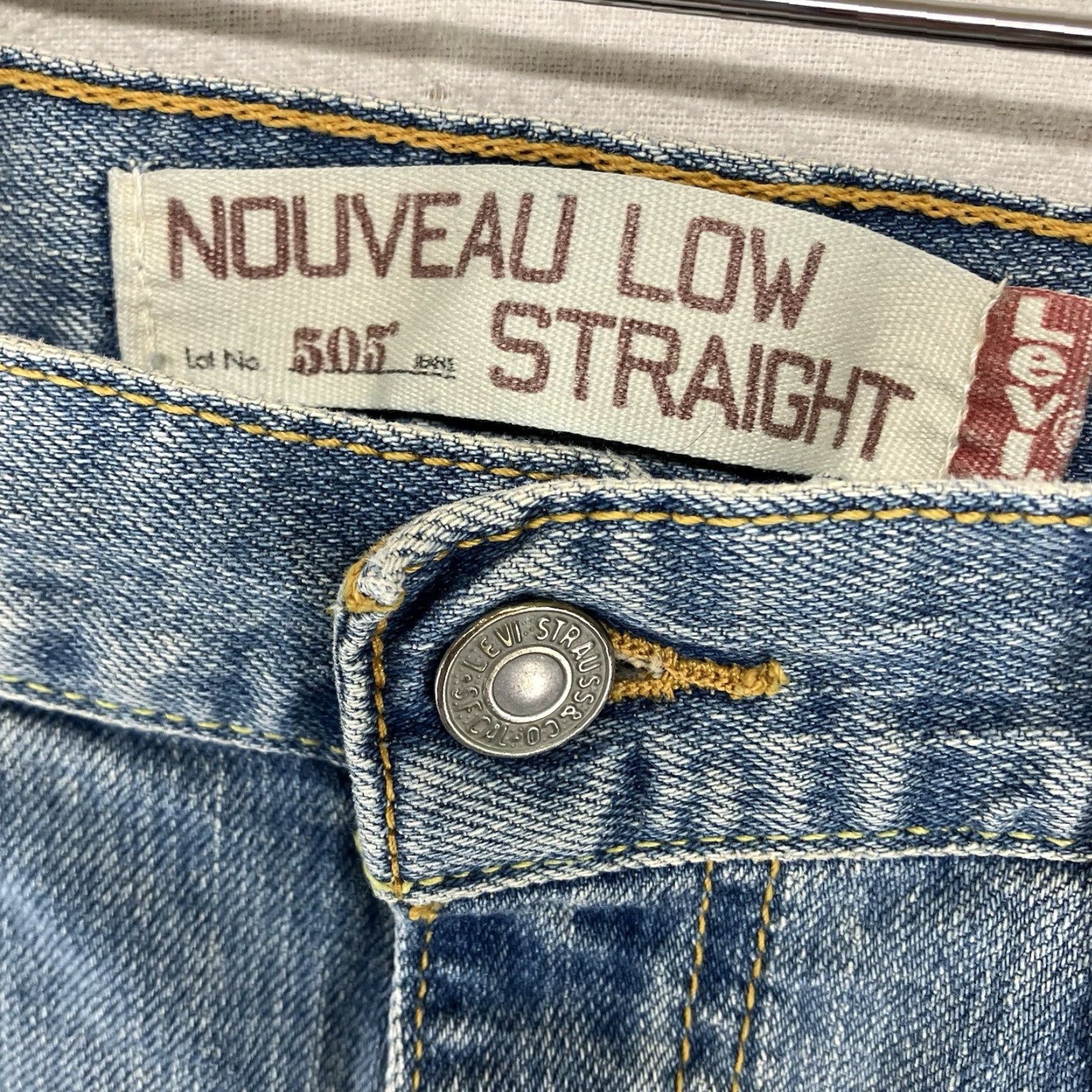 Levi's VINTAGE Levi’s 505 Women Jeans 10 Straight Distressed Slouch 29in Blue 90s Bohemian festival Hippie Retro Regular Fit Mens Womens Girls Boys Size 32" / US 10 / IT 46 - 3 Thumbnail