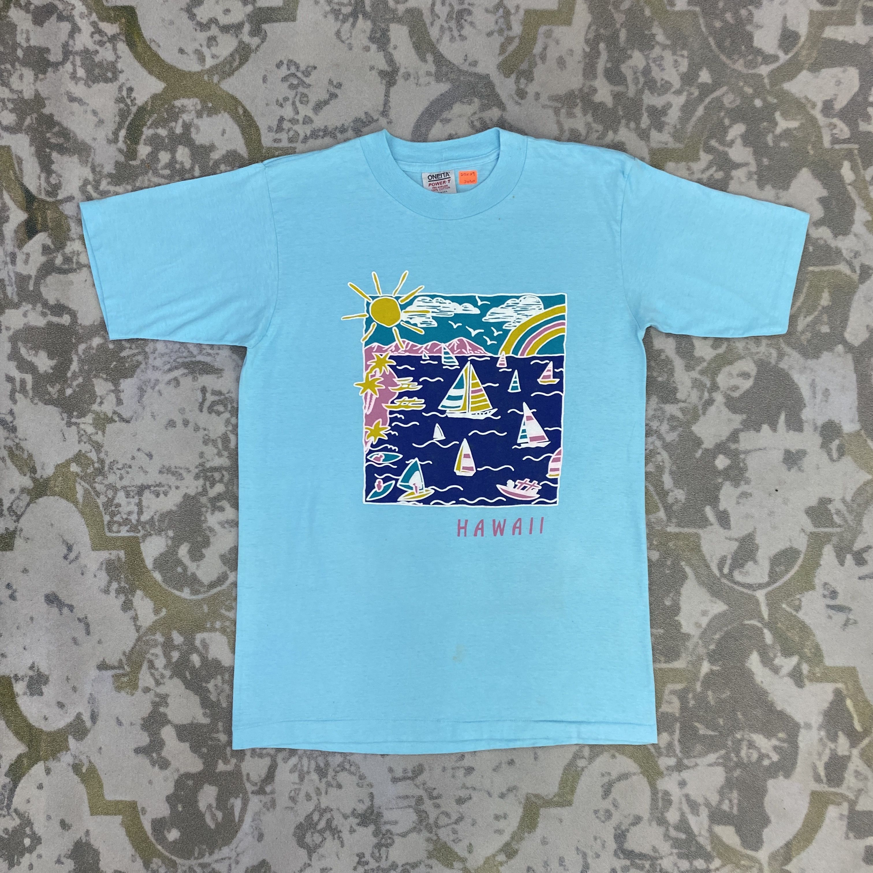 Vintage Vintage Sailboats Hawaii TShirt - J030 Size US M / EU 48-50 / 2 - 1 Thumbnail