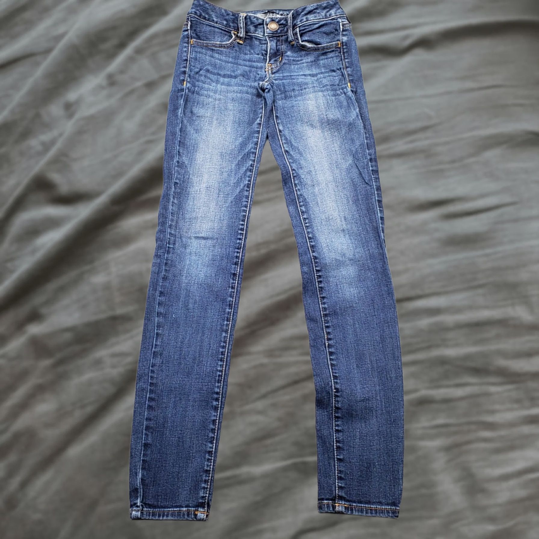American Eagle Outfitters American Eagle Outfitters Womens Jeans 0 Blue Regular Stretch Whiskered Denim Jeans Size 25" / US 0 / IT 36 - 1 Thumbnail