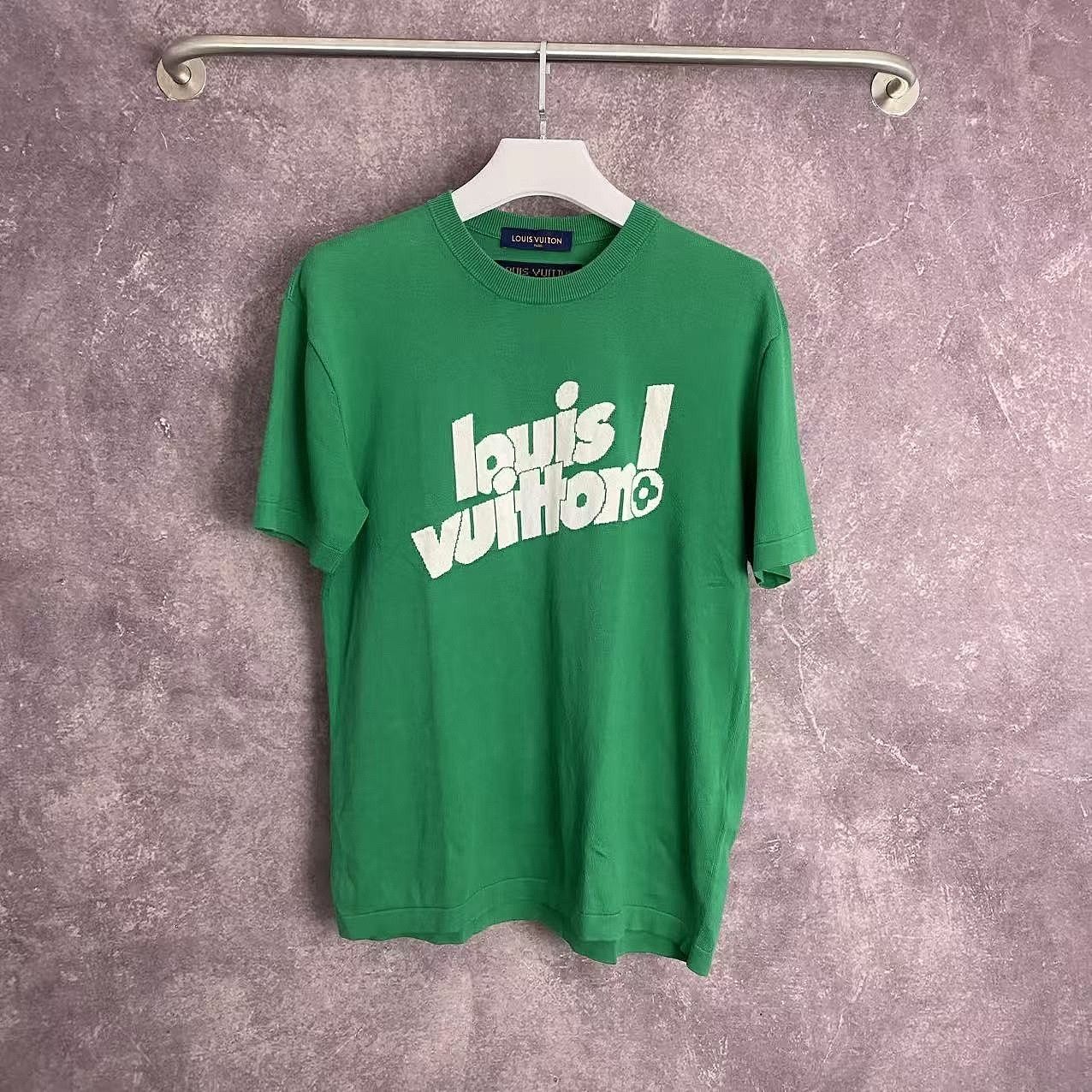 Louis Vuitton Louis Vuitton Logo Print T-Shirt Size L Size US L / EU 52-54 / 3 - 1 Thumbnail