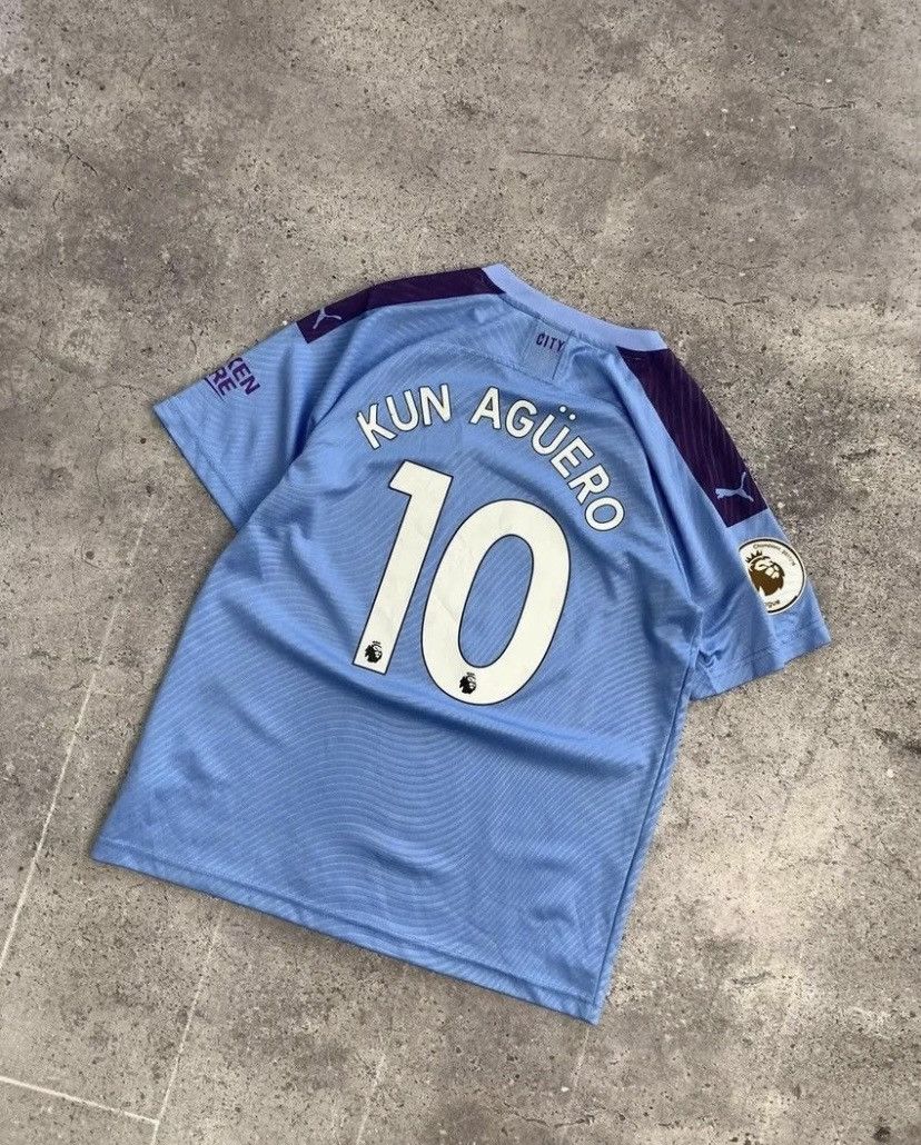 Puma Vintage Kun Aguero 10 Manchester City Jersey Soccer Size US L / EU 52-54 / 3 - 4 Thumbnail