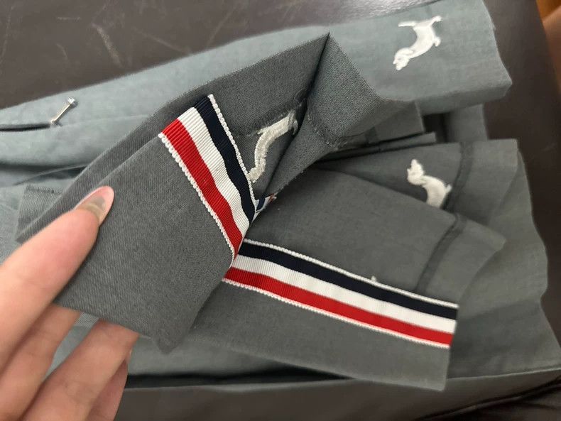 Thom Browne Thom Browne A sausage dog in a short pleated skirt Size 25" / US 0 / IT 36 - 8 Thumbnail
