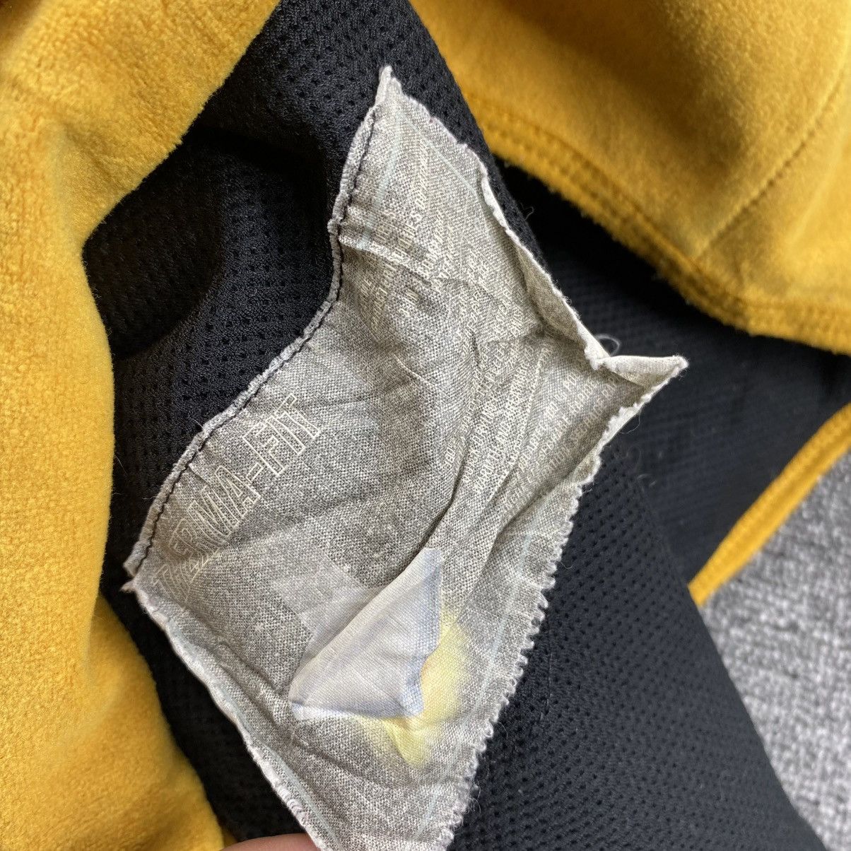 Nike 2 nike acg vest jacket fleece therma fit Size US L / EU 52-54 / 3 - 9 Thumbnail