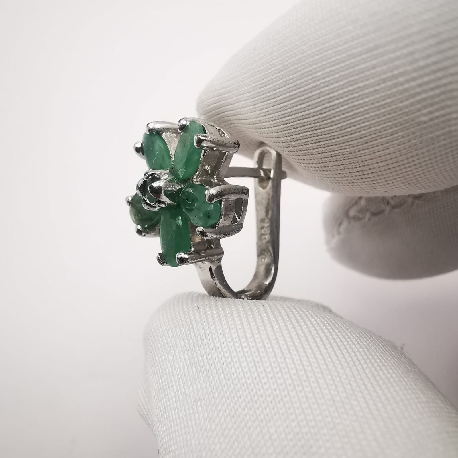 Vintage Vintage Women's Earrings 925 Sterling Silver Jewelry Emerald Size ONE SIZE - 3 Thumbnail