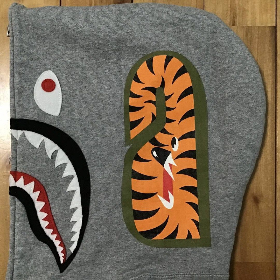 Bape BAPE WGM shark full zip hoodie a bathing ape Size US L / EU 52-54 / 3 - 6 Thumbnail