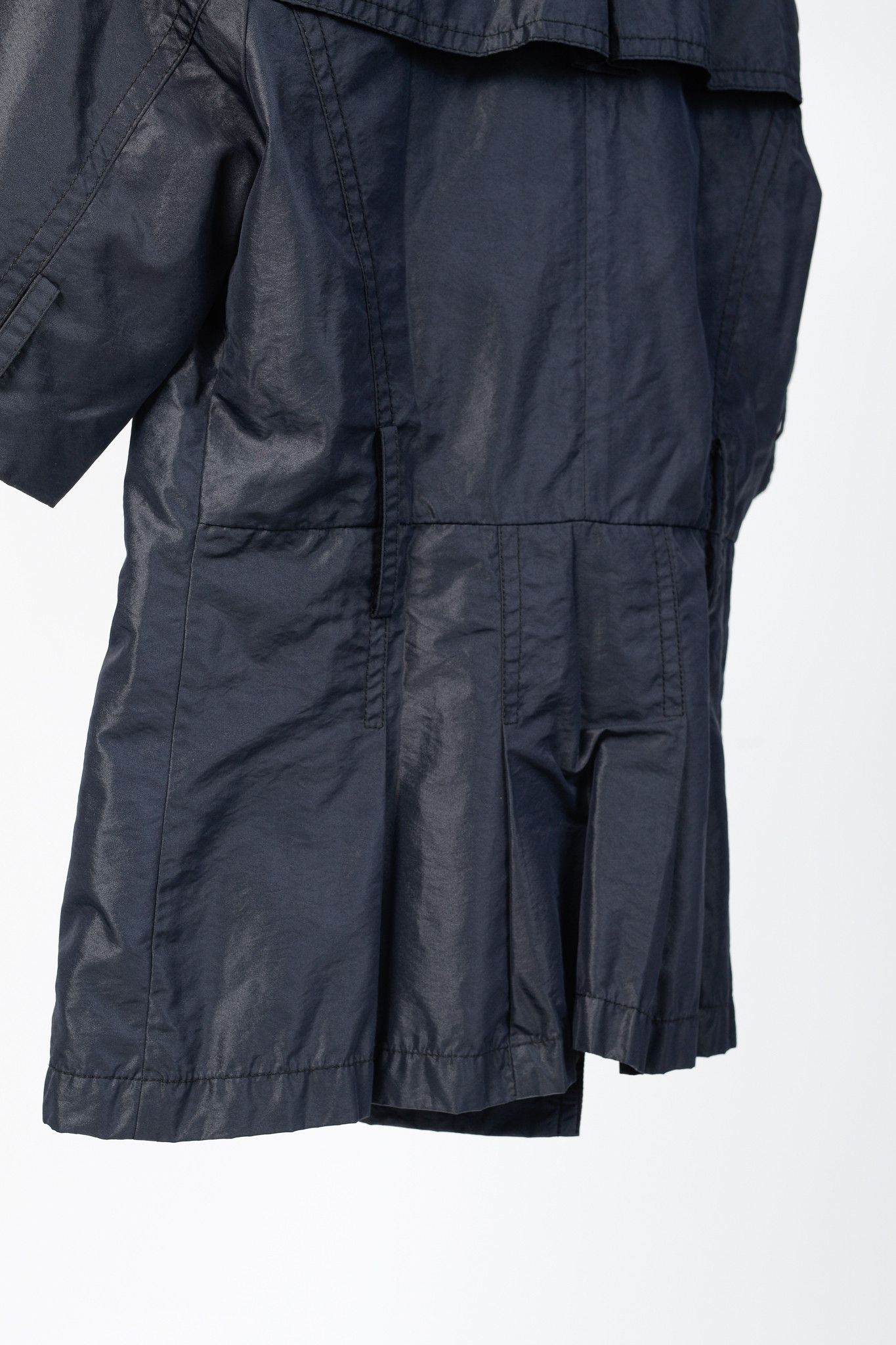 Max Mara Max Mara Black Silk Short-Sleeve Double-Breasted Jacket Size M / US 6-8 / IT 42-44 - 6 Thumbnail