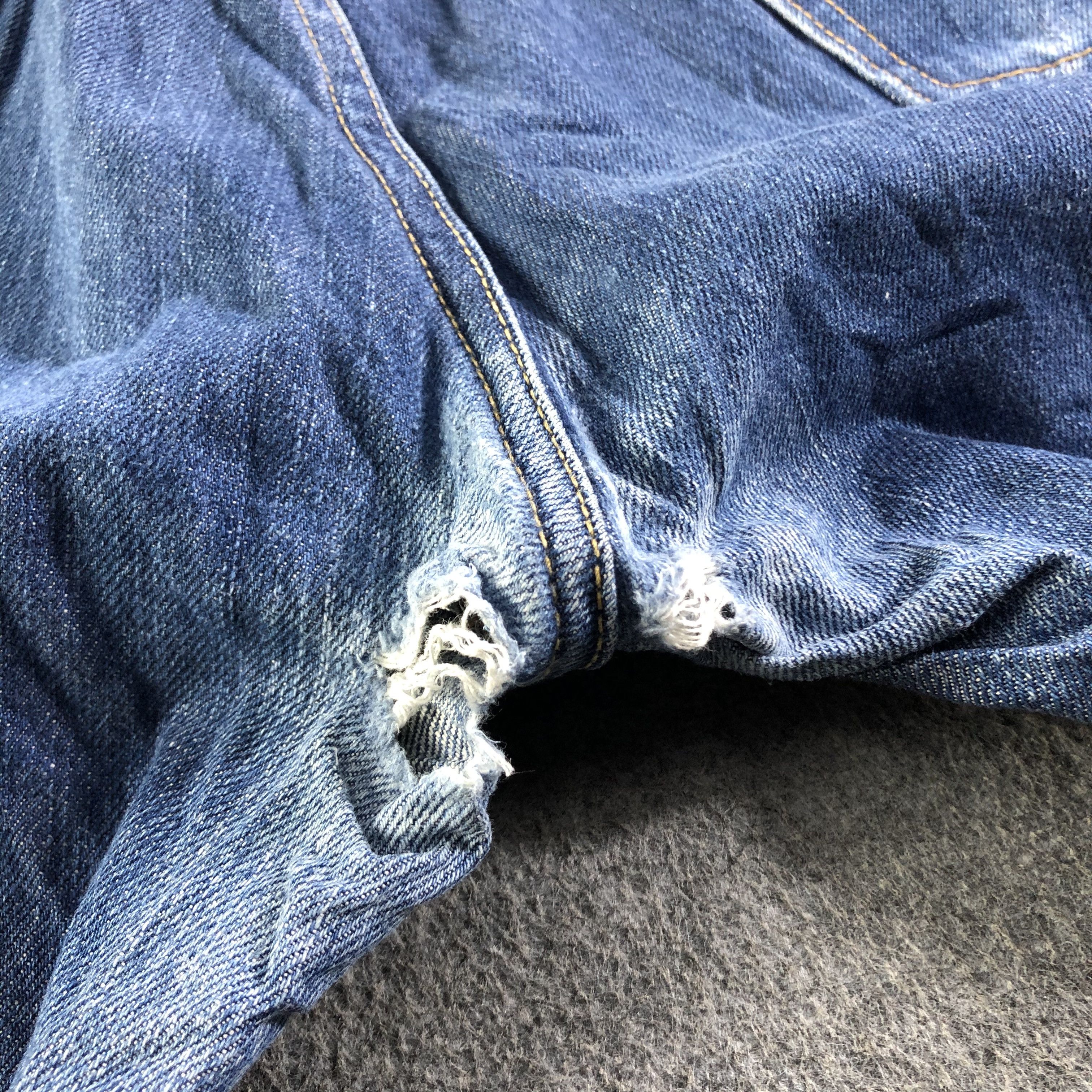 Levi's Vintage Blue Wash Levis 503 Jeans-J4067 Size US 37 - 7 Thumbnail