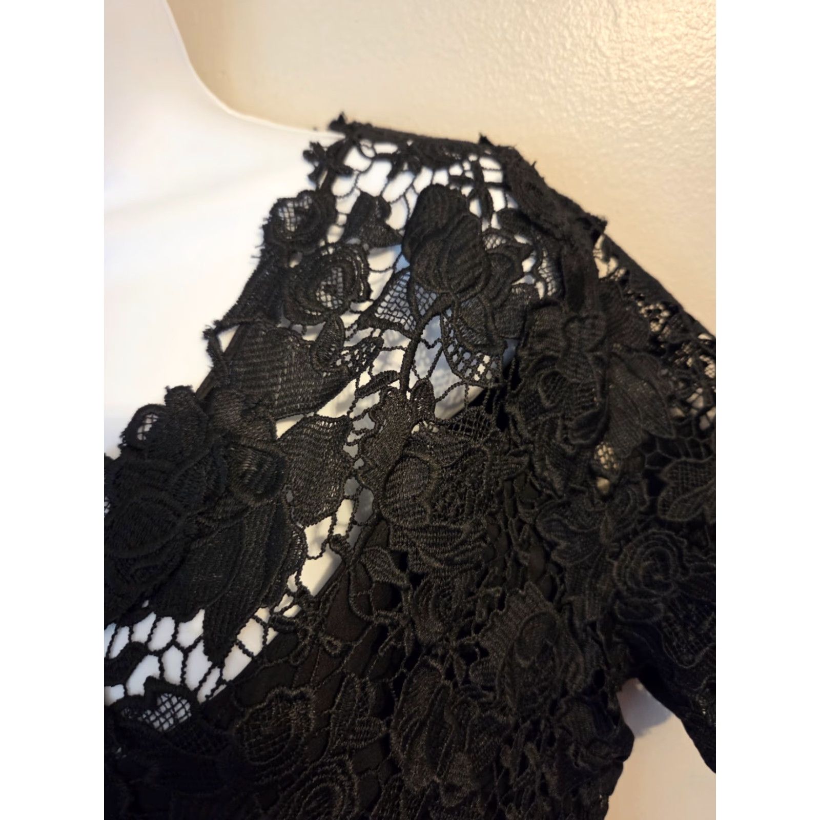 Vintage NWT Tahari Elle Black Lace A-Line Samira Dress Size 14 Womens  V-Neck Knee Length Short Sleeve Party Cocktail | Grailed