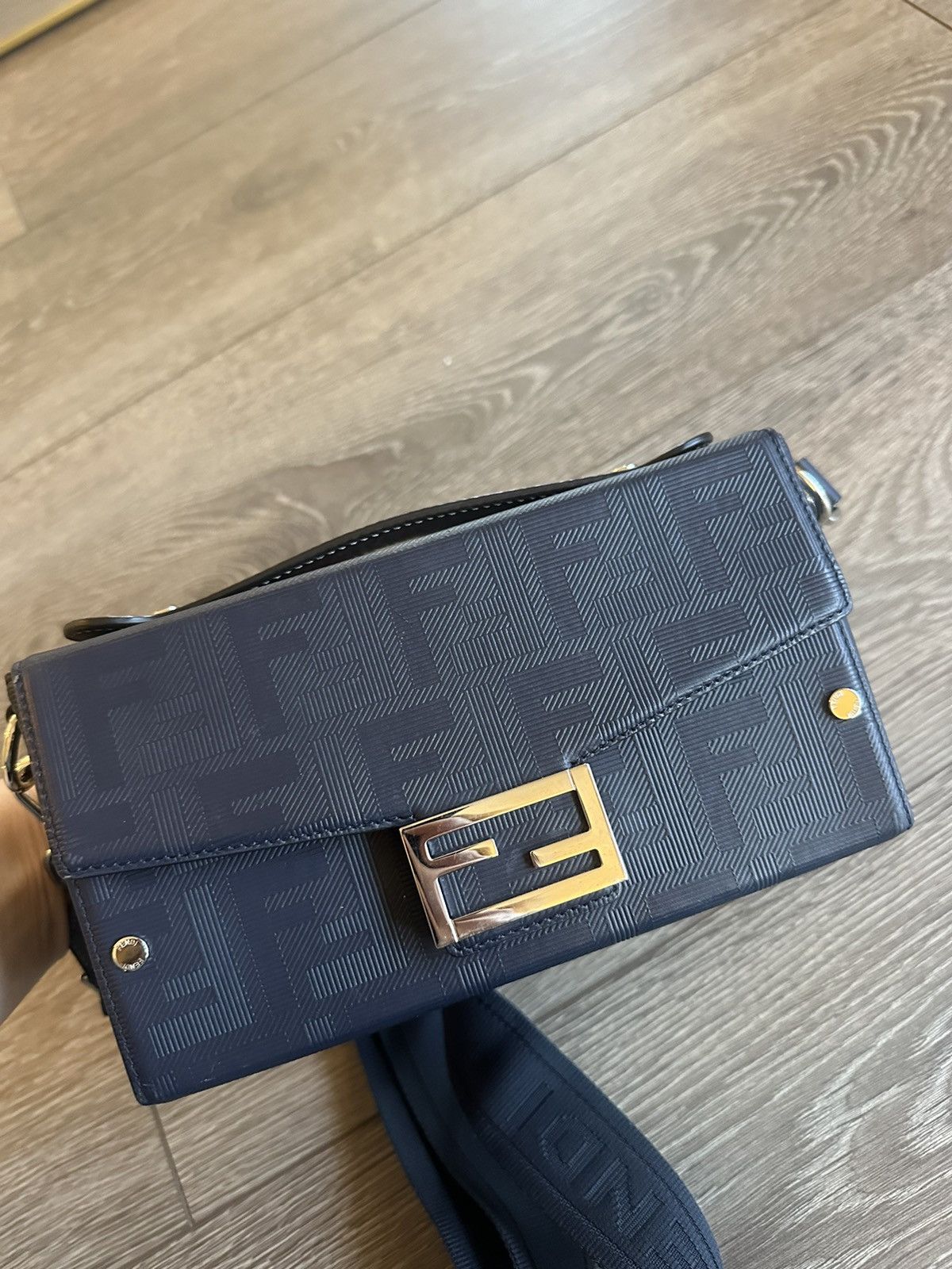 Fendi Fendi Baguette Soft Trunk Size ONE SIZE - 7 Thumbnail