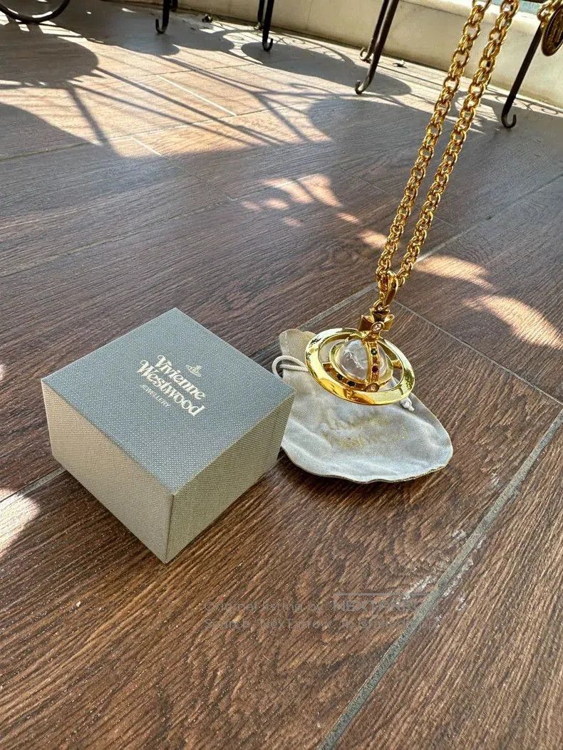 Vivienne Westwood Vivienne Westwood Saturn Large Necklace. Size ONE SIZE - 5 Thumbnail