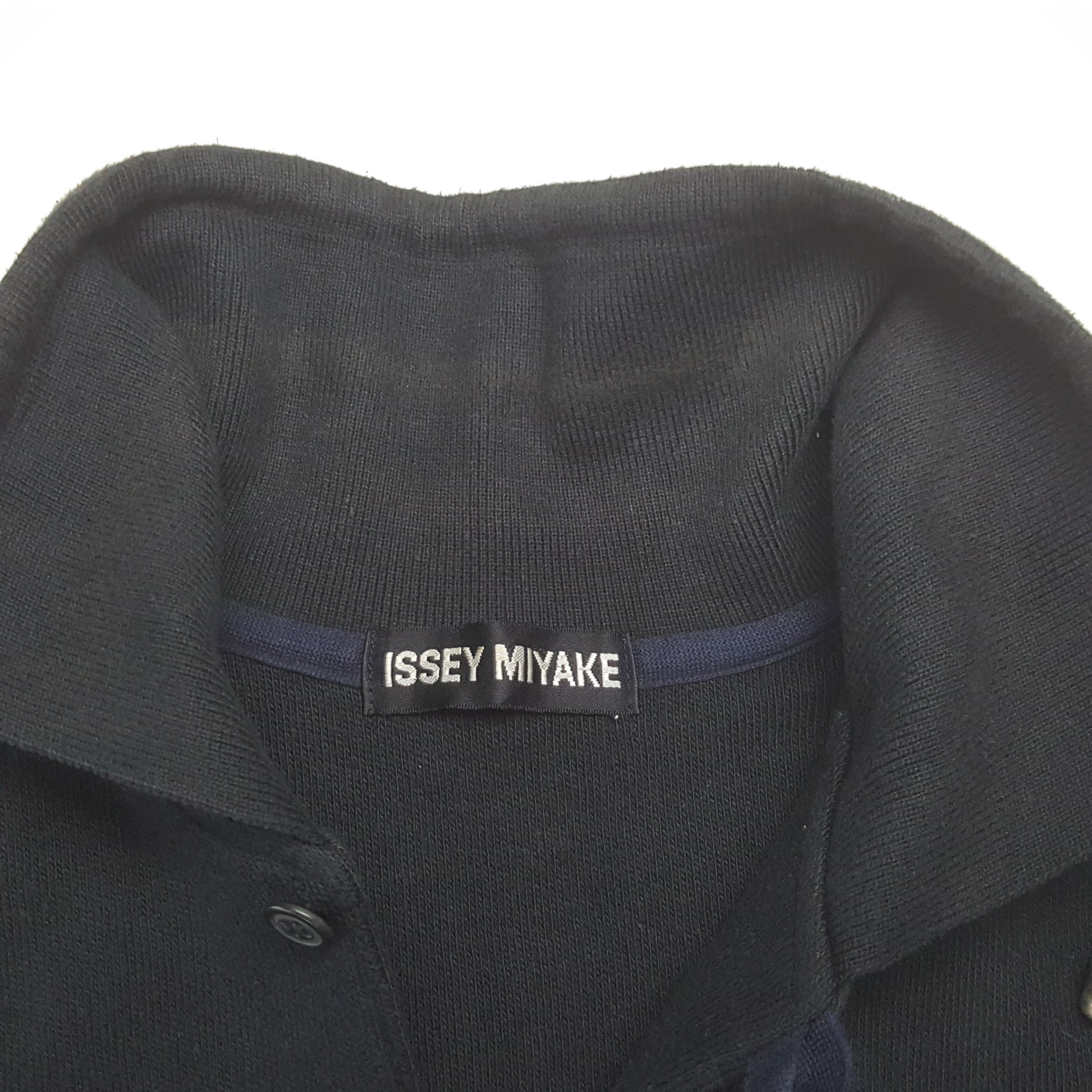 Issey Miyake Issey Miyake Japanese Fashion Designer Polos C299N28 Size XL / US 12-14 / IT 48-50 - 6 Thumbnail
