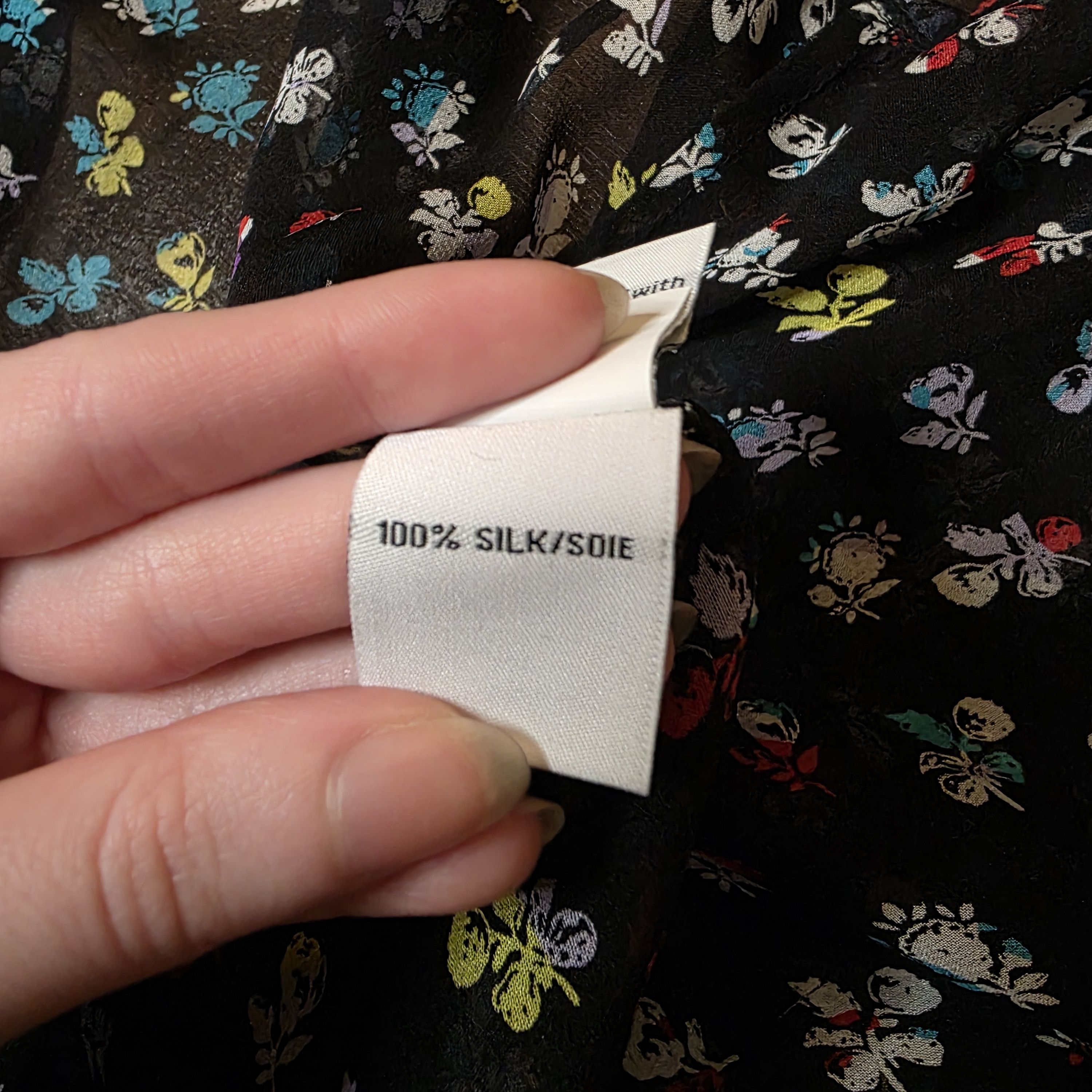 Diane von Furstenberg Diane Von Furstenberg Black Floral Sheer Silk Button Down Size M / US 6-8 / IT 42-44 - 13 Thumbnail