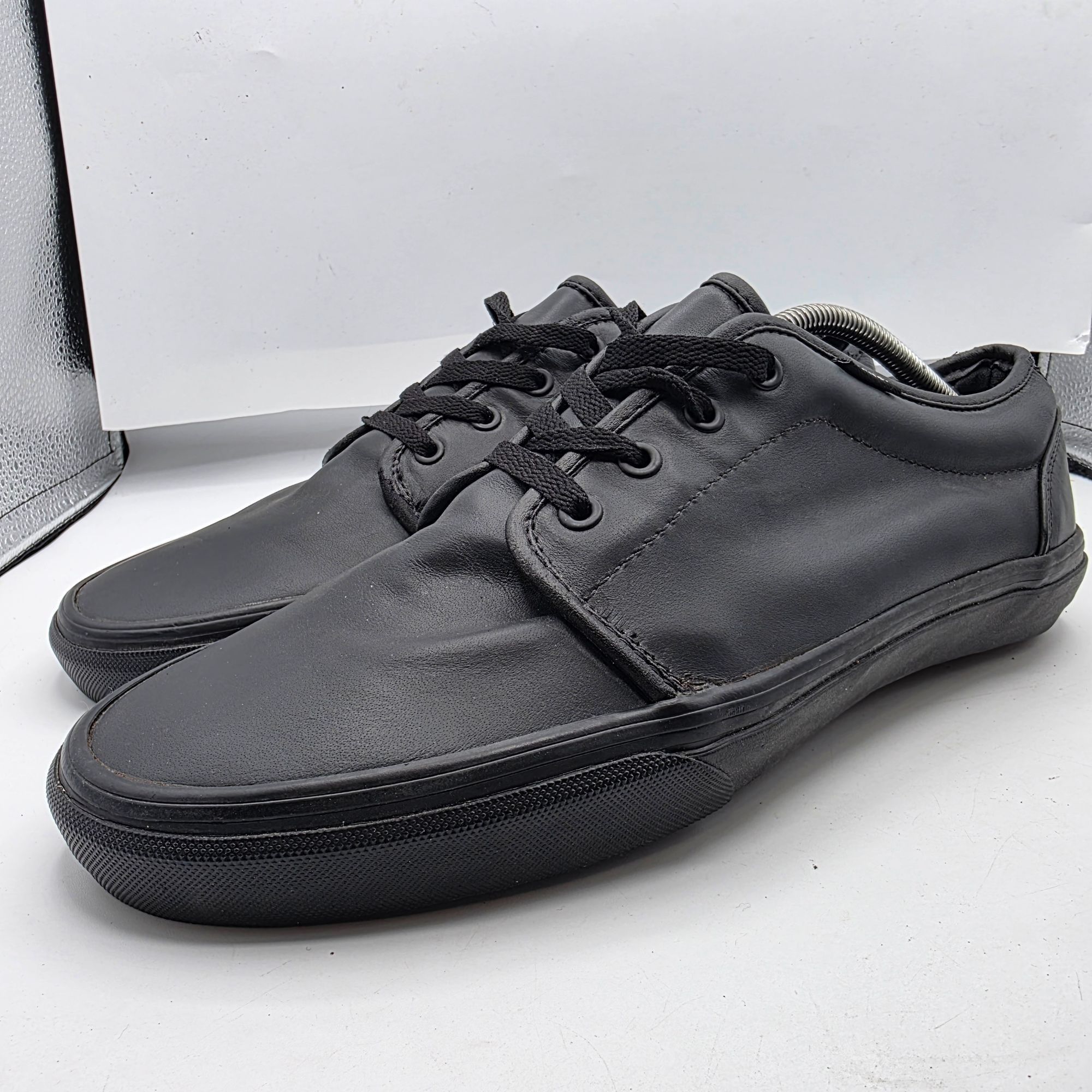 Vans Vans 106 Vulcanized Mens Size 13 Black Triple Black Leather Size US 13 / EU 46 - 4 Thumbnail