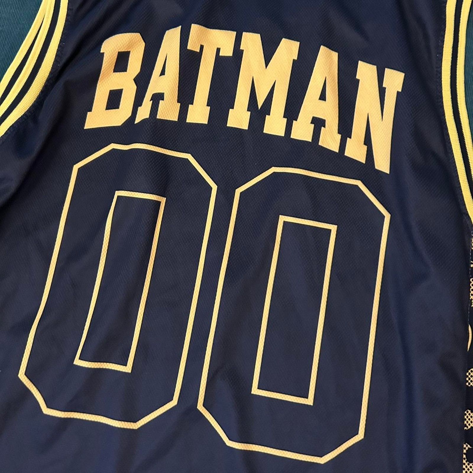 DC Comics Dc comics batman jersey Size US L / EU 52-54 / 3 - 6 Thumbnail