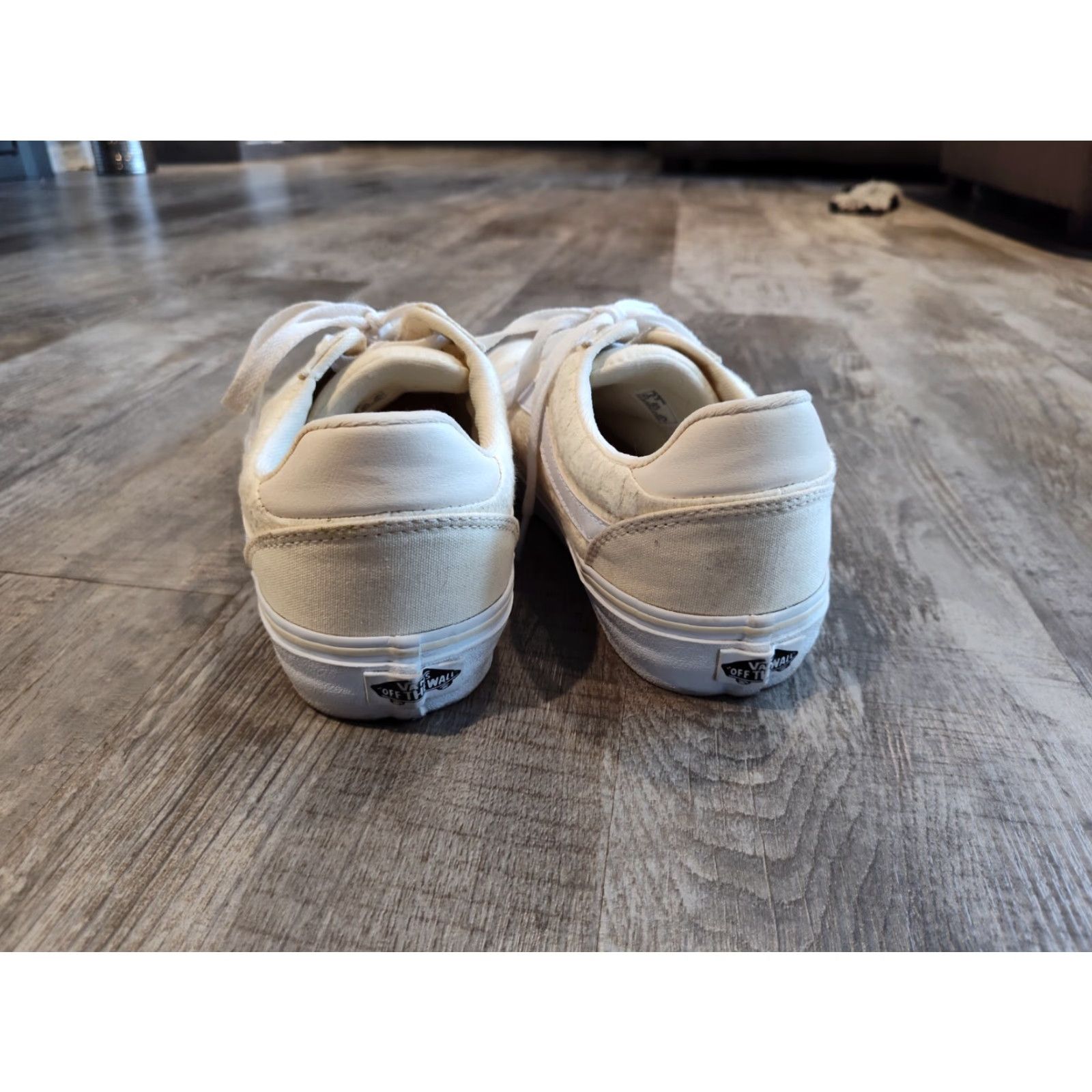 Vans VANS Sneakers Womens 8.5 Yellow Canvas Low Top Lace Skateboarding Casual Shoe Adult Female Size US 8.5 Size M / US 6-8 / IT 42-44 - 2 Thumbnail
