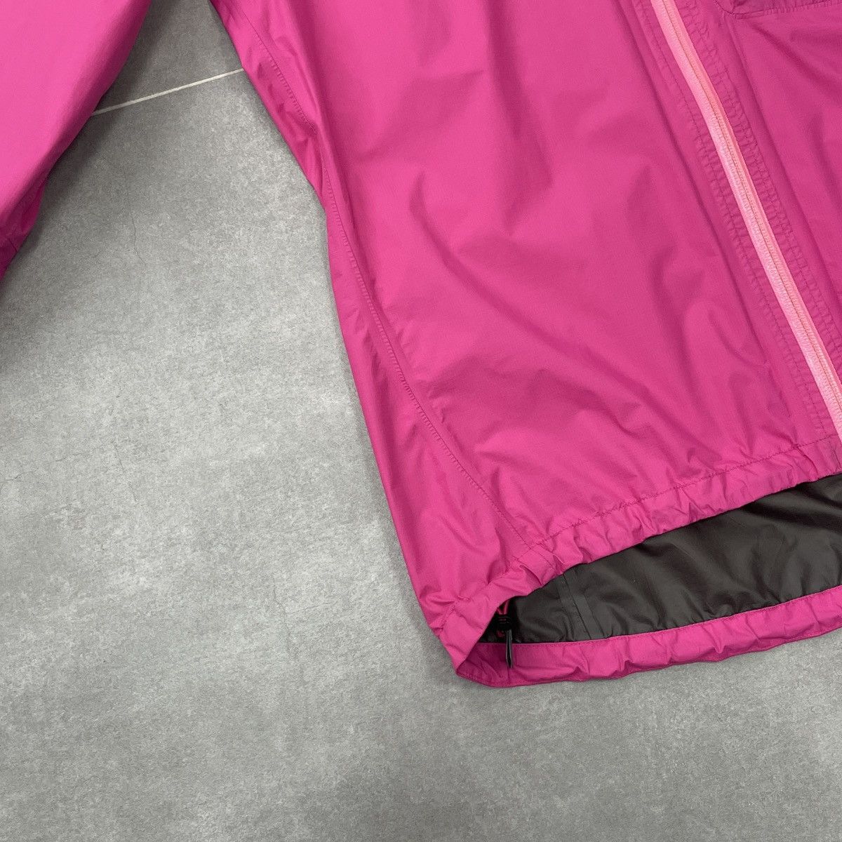 Haglofs Haglofs Lim Women Gore-Tex Jacket Size L Size L / US 10 / IT 46 - 6 Thumbnail