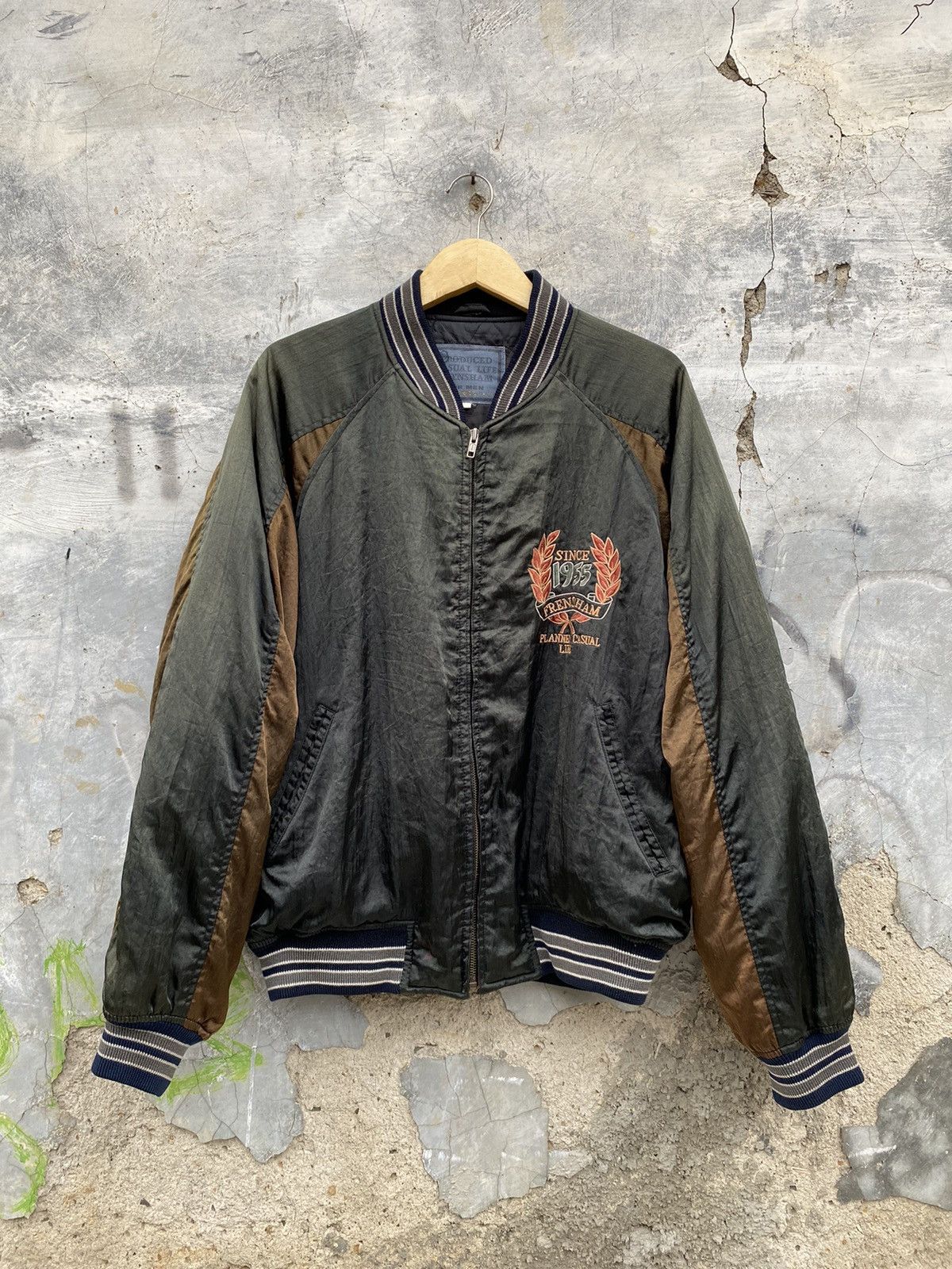 Japanese Brand 80s Frensham “The Back Gammon Club” Final Home Style Bomber Size US XL / EU 56 / 4 - 4 Thumbnail