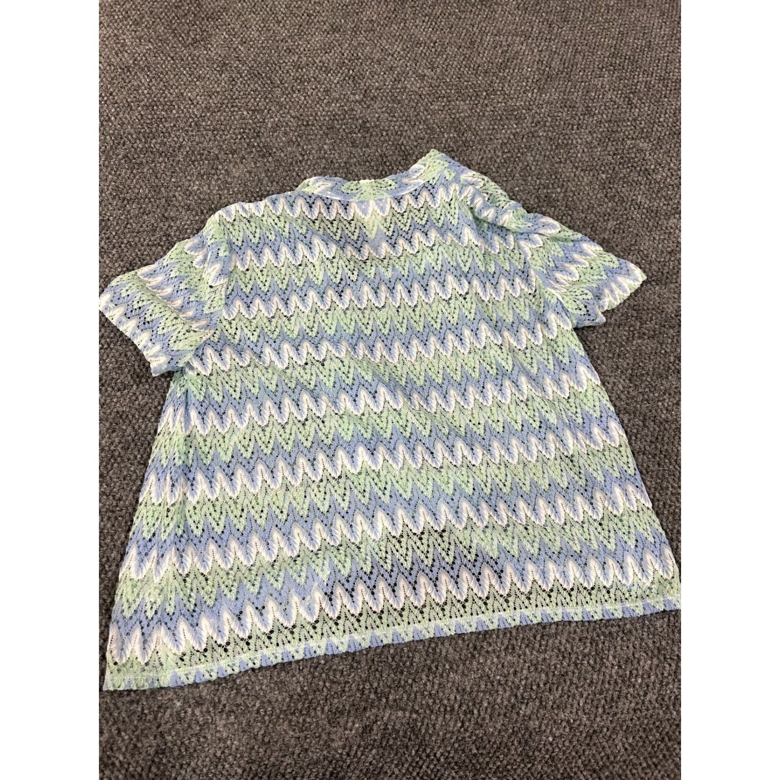 Vintage Alfred Dunner Blouse Womens Petite Large Blue Crochet Lace White Knit Polyester Round Neck Short Sleeve Casual Shirt Size L / US 10 / IT 46 - 6 Thumbnail