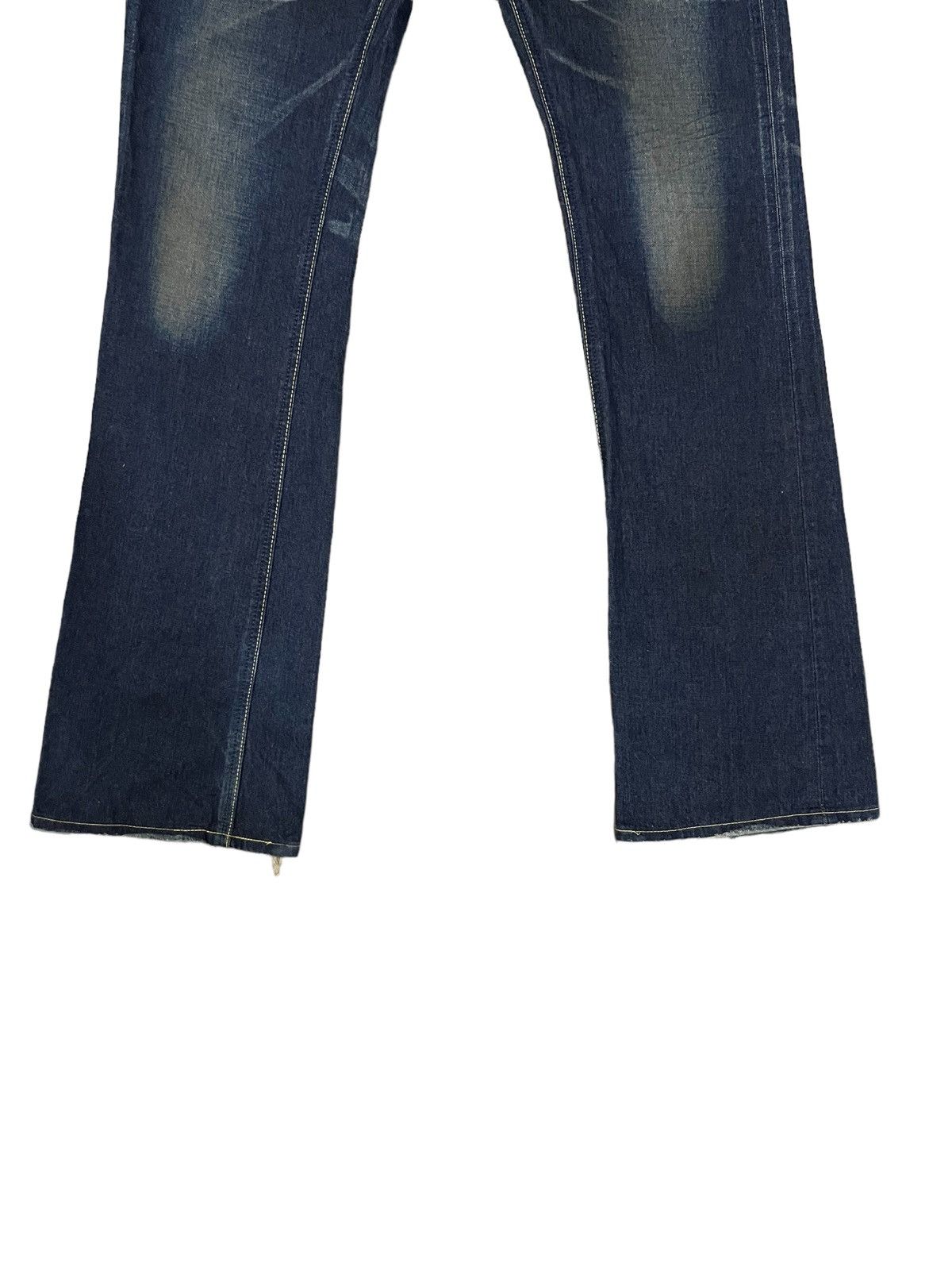 Lee Lee Riders Indigo Washed Leg Distressed Flare Jeans Size US 33 - 5 Thumbnail